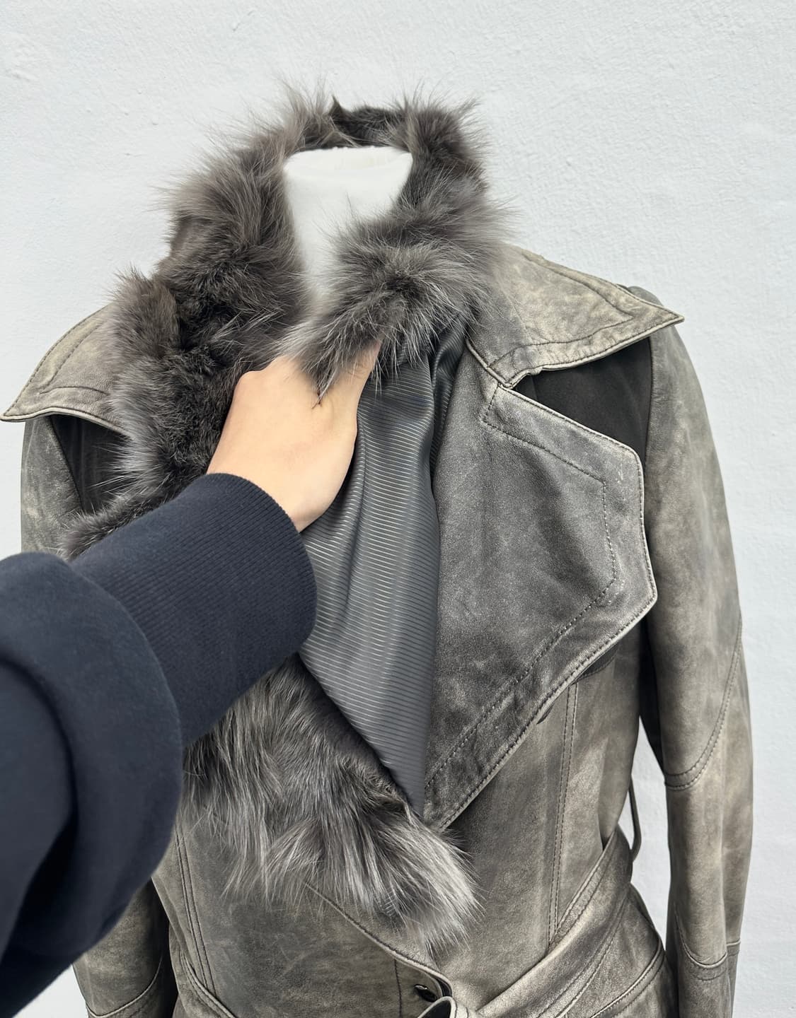 Fox fur trimming leather jacket 상품이미지10