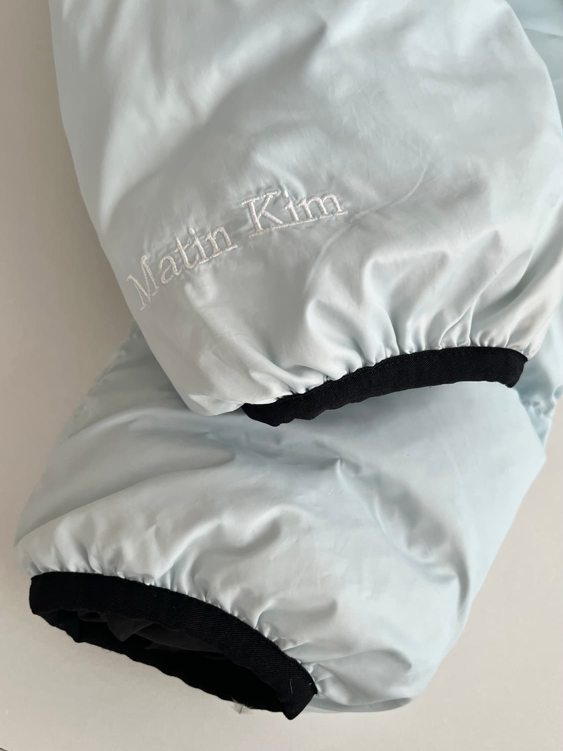 S) 마뗑킴 글로시 푸퍼 덕다운 패딩 스카이 상품이미지10