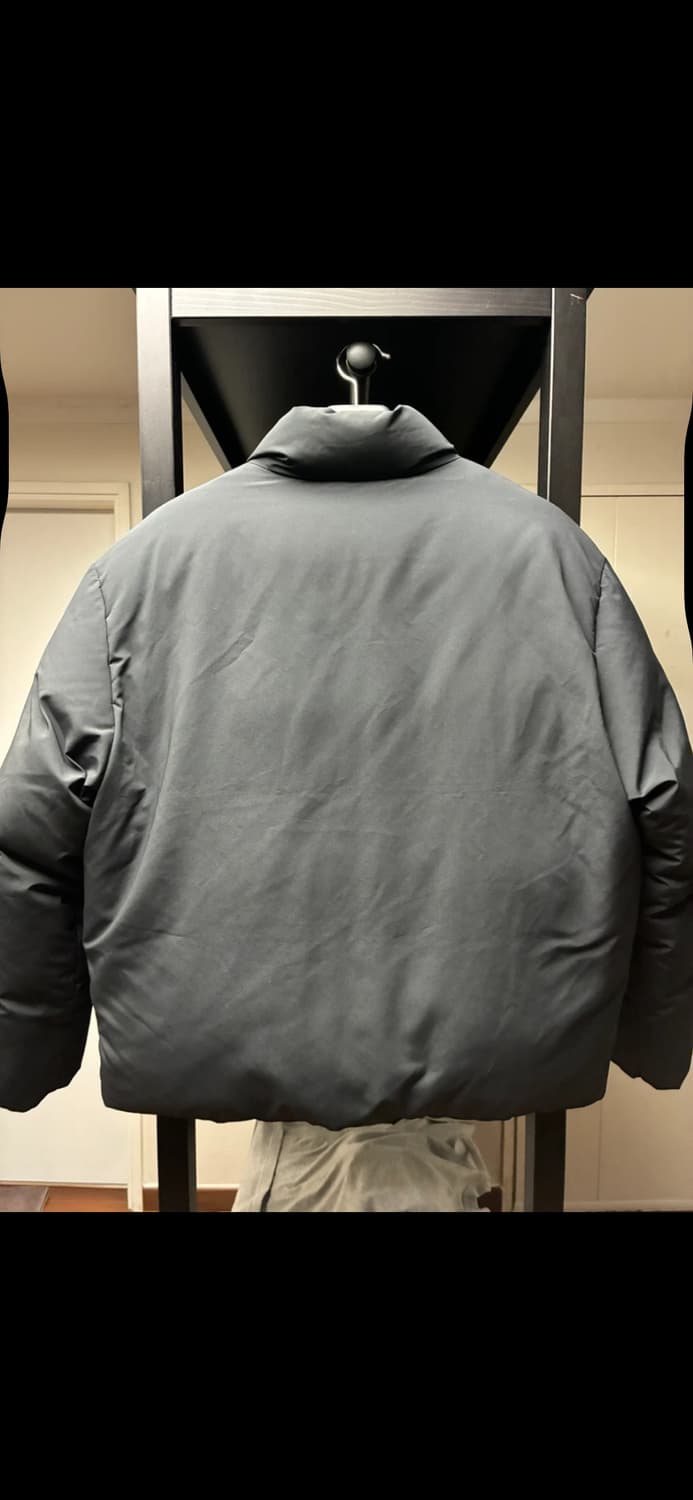 무신사스탠다드 아웃포켓 다운 숏패딩 블랙 S사이즈 상품이미지2