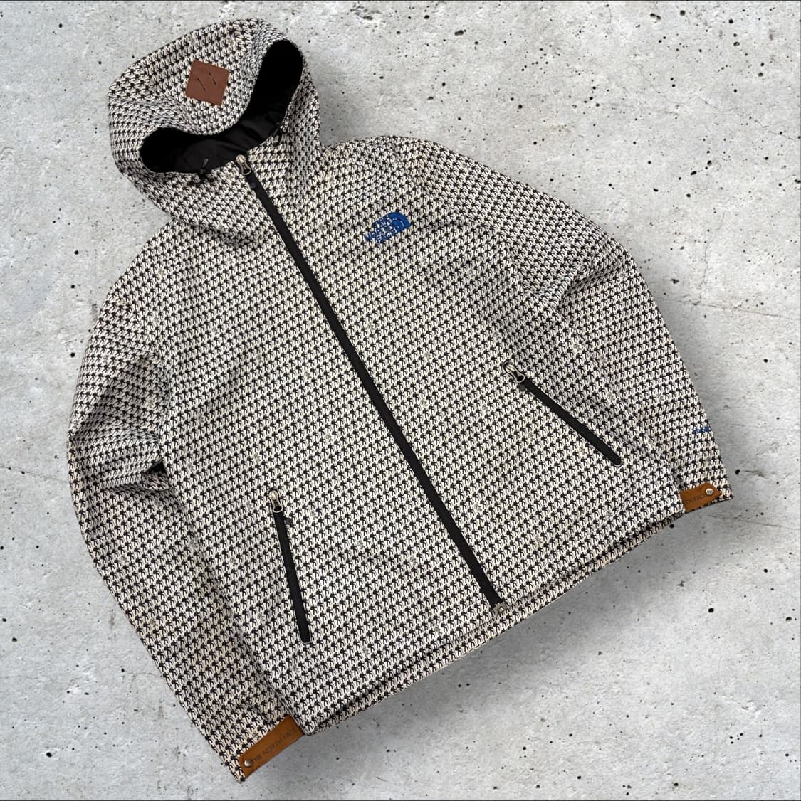 [95] 노스페이스 트래킹 패턴 후드 바람막이 자켓 C705 상품이미지1