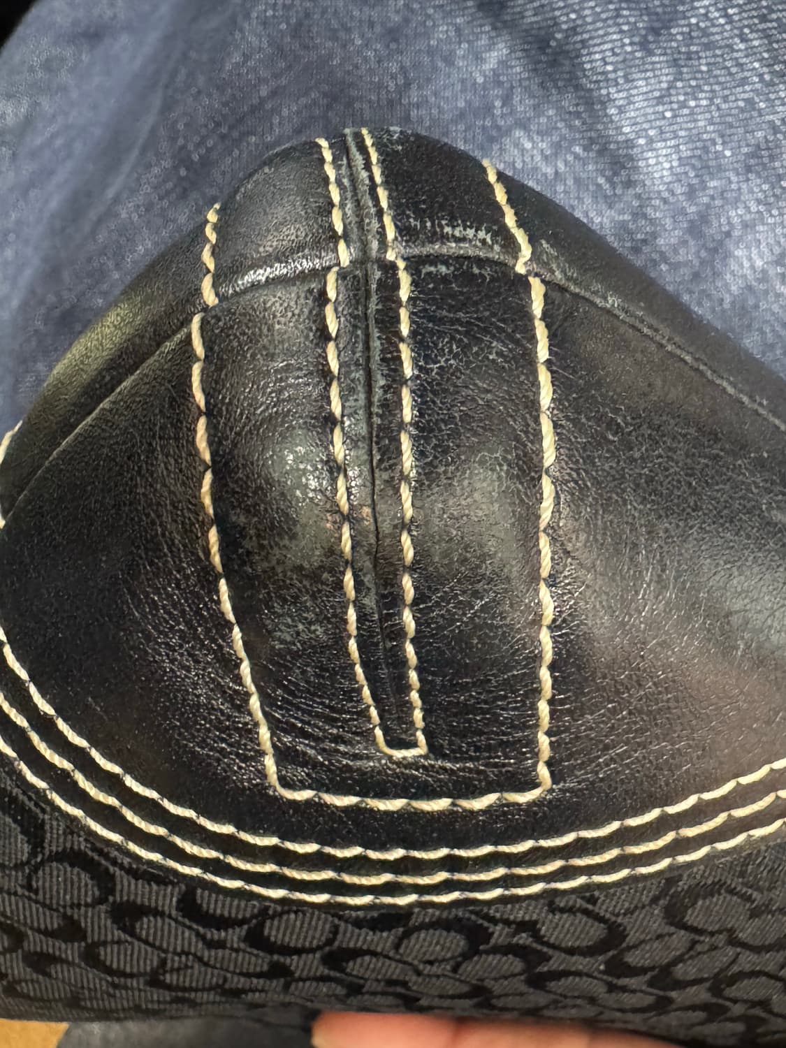 코치 블랙 시그니처 숄더백 상품이미지8