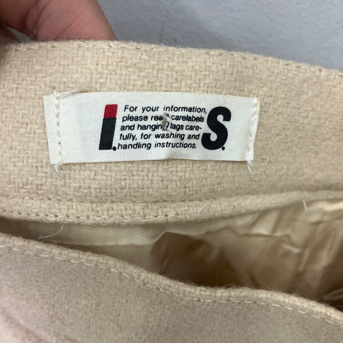 80's 이세이미야케 레드 스티치 울 스커트 상품이미지3