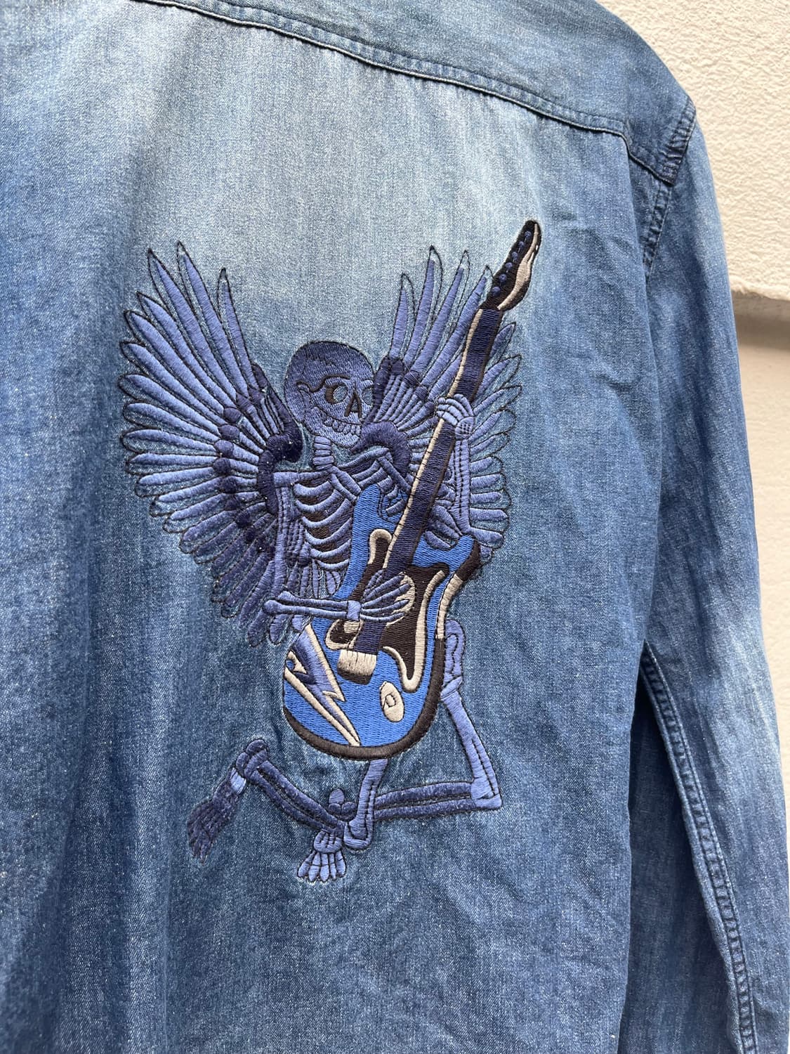 쟈딕앤볼테르 자수 셔츠 상품이미지2