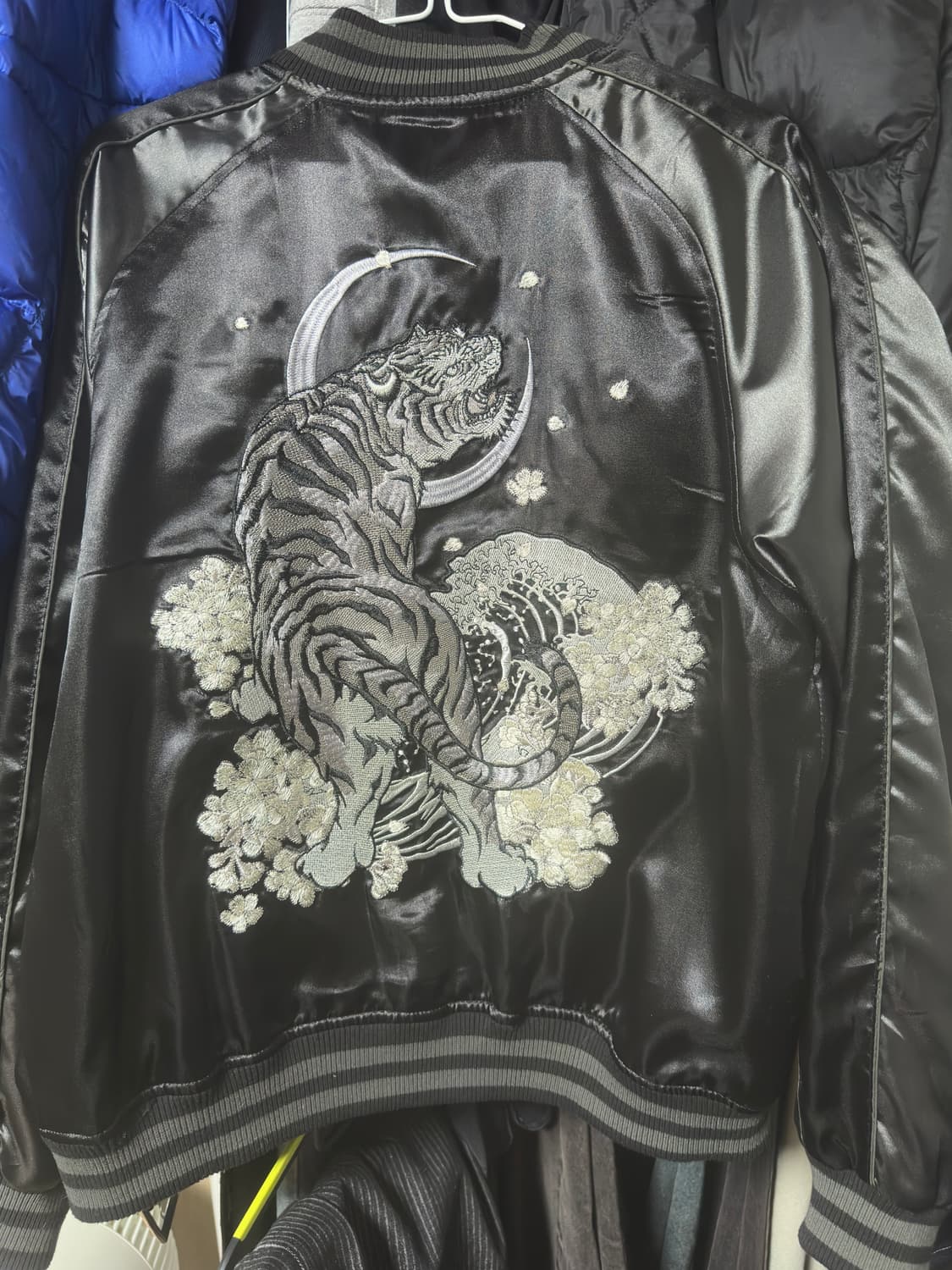 오보로 백호 자수 스카쟌 L 상품이미지1