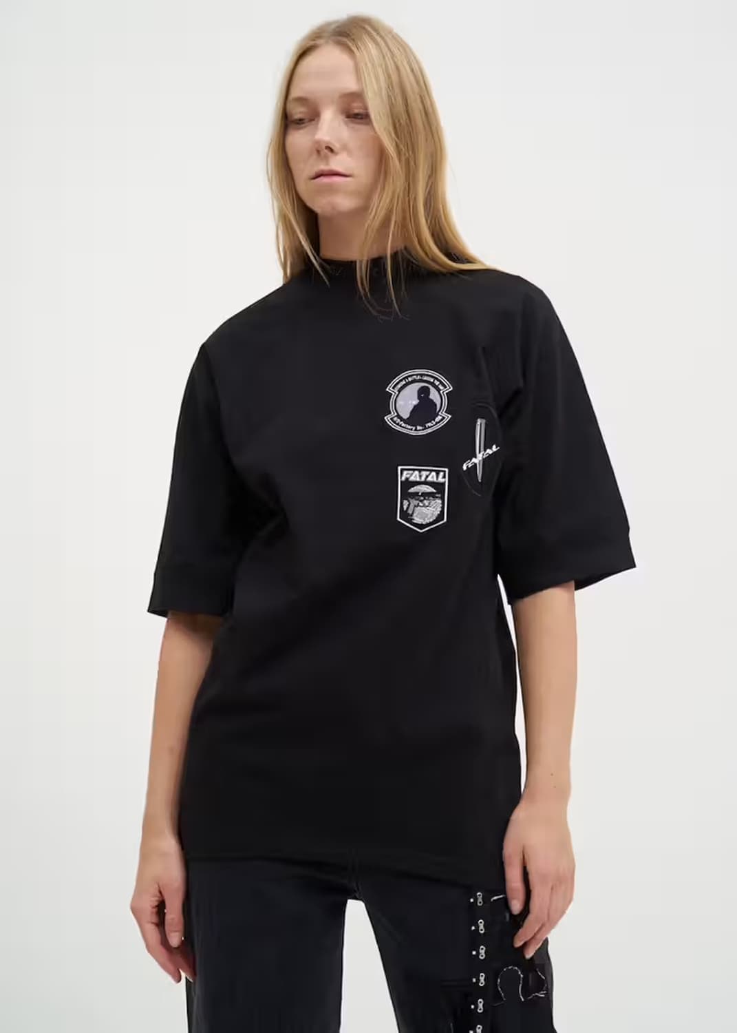 hyein seo 혜인서 모크넥 반팔 티셔츠 상품이미지1