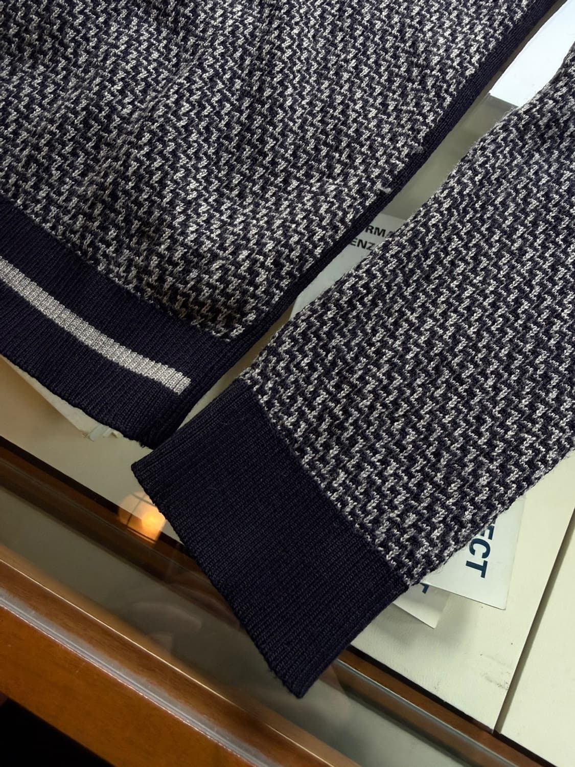 Z제냐 브이넥 니트 100 상품이미지10