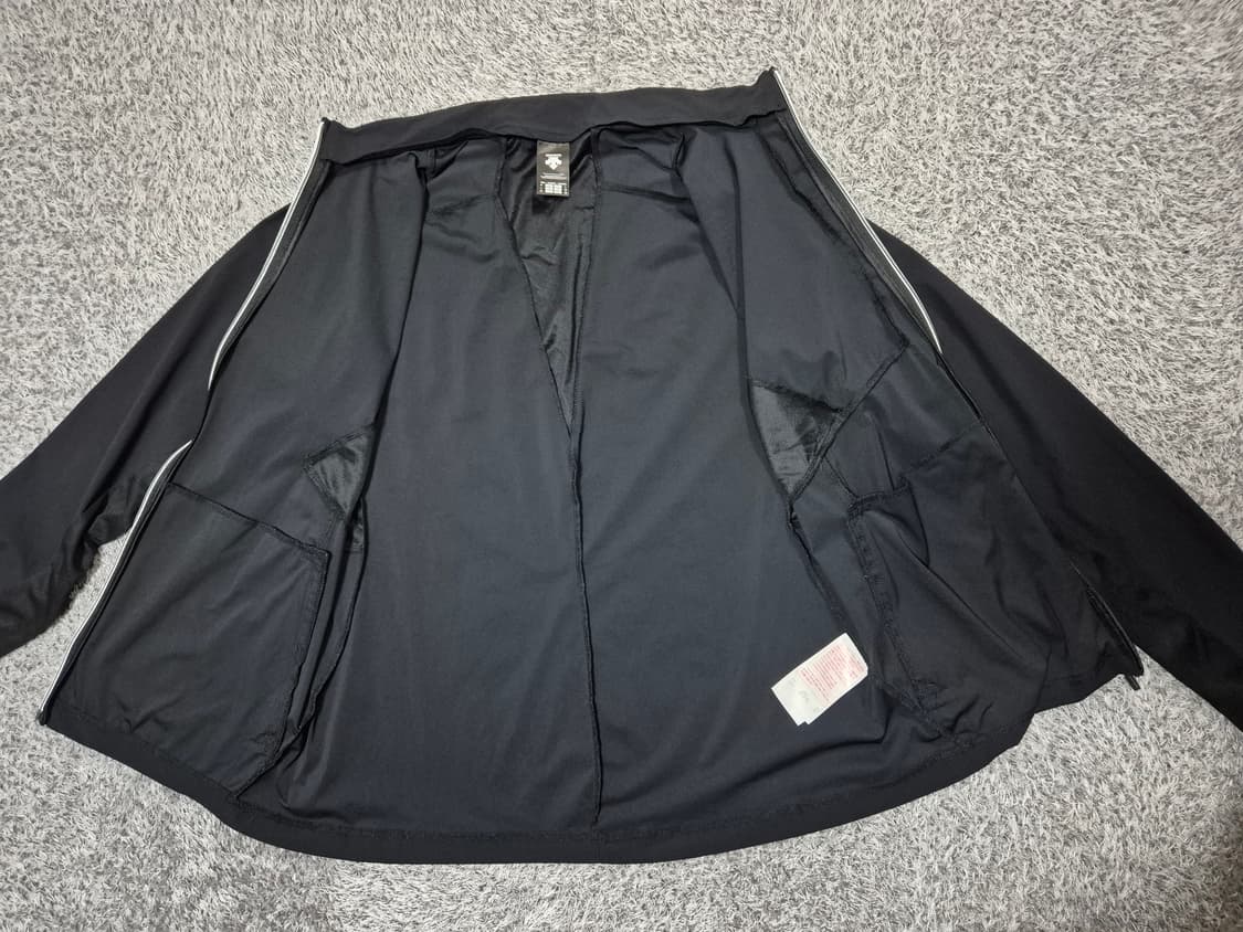 데상트 남성 기능성 냉감 트랙 자켓 105 상품이미지6