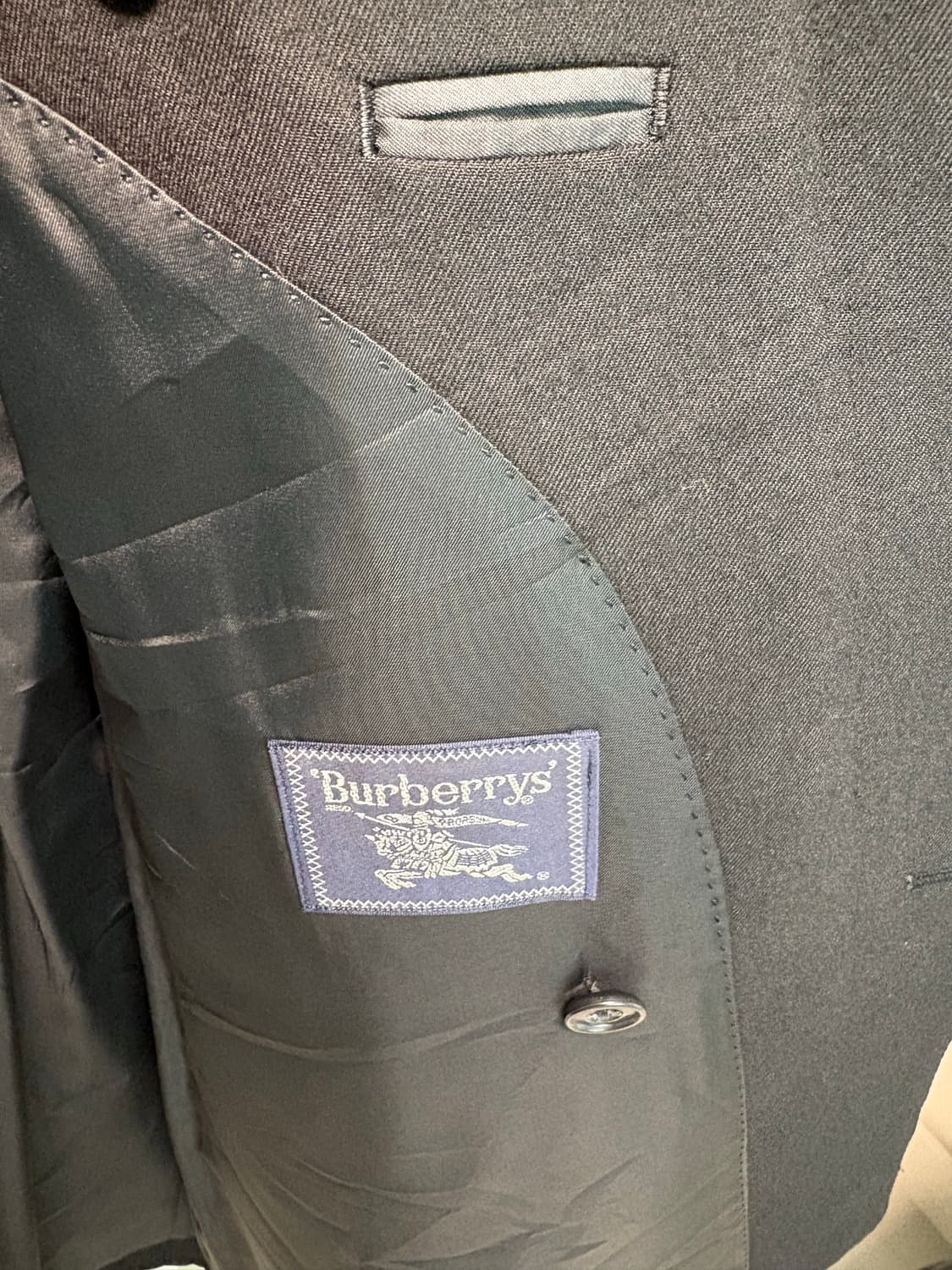 빈티지 버버리 더블 블랙 금장 버튼 자켓 95-100사이즈 상품이미지4