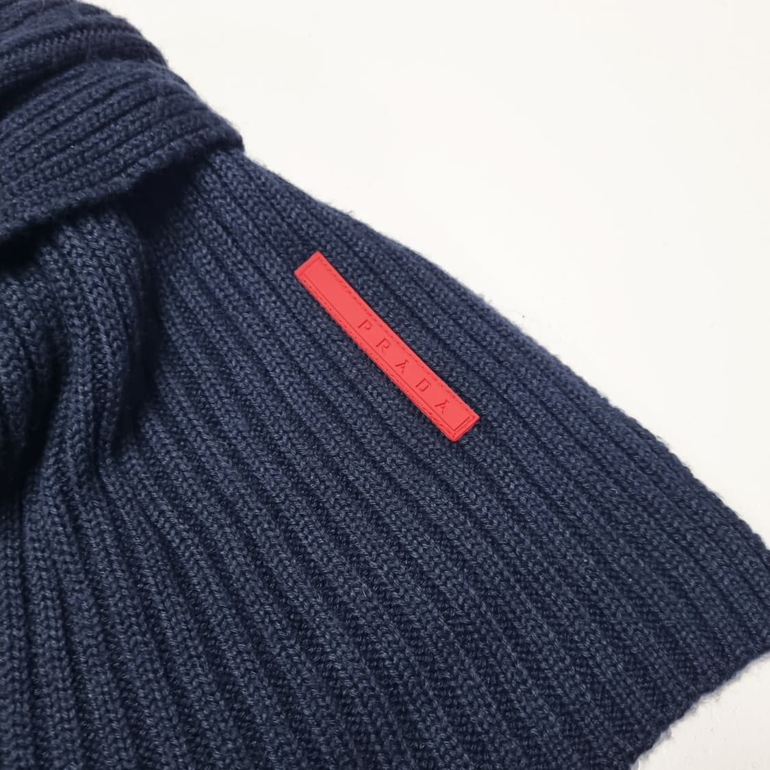 PRADA SPORTS 네이비 머플러  상품이미지3