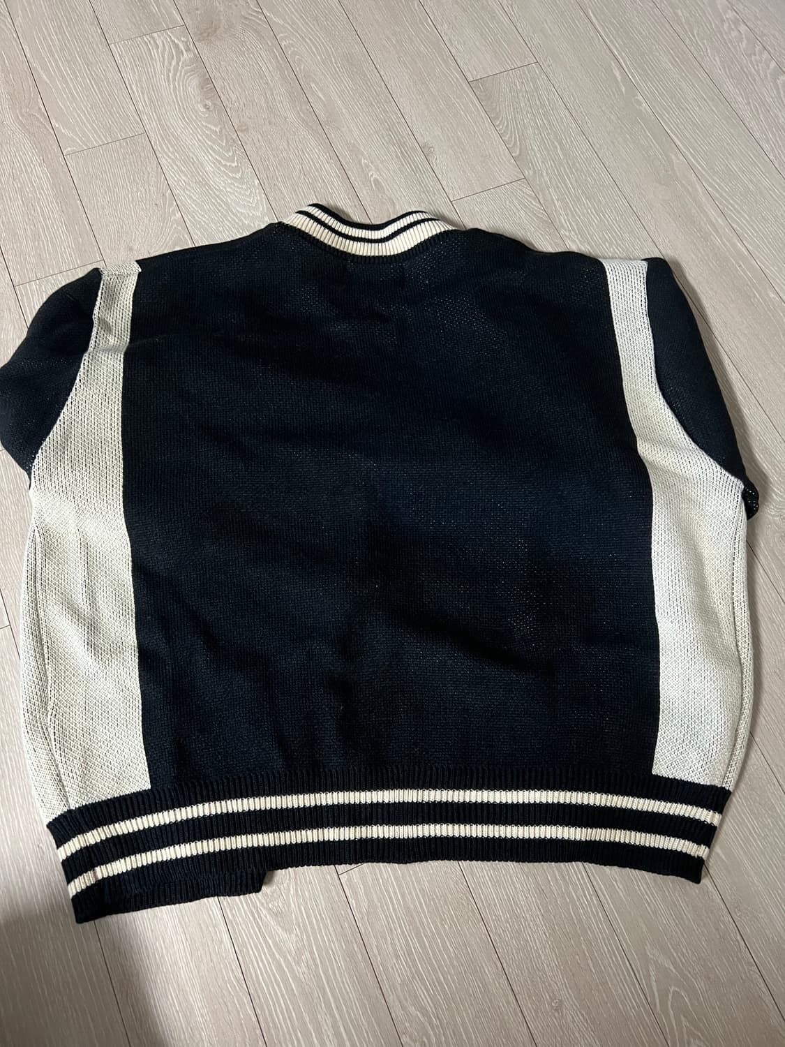 Xtonz 스타디움 니트집업 판매합니다! 상품이미지3