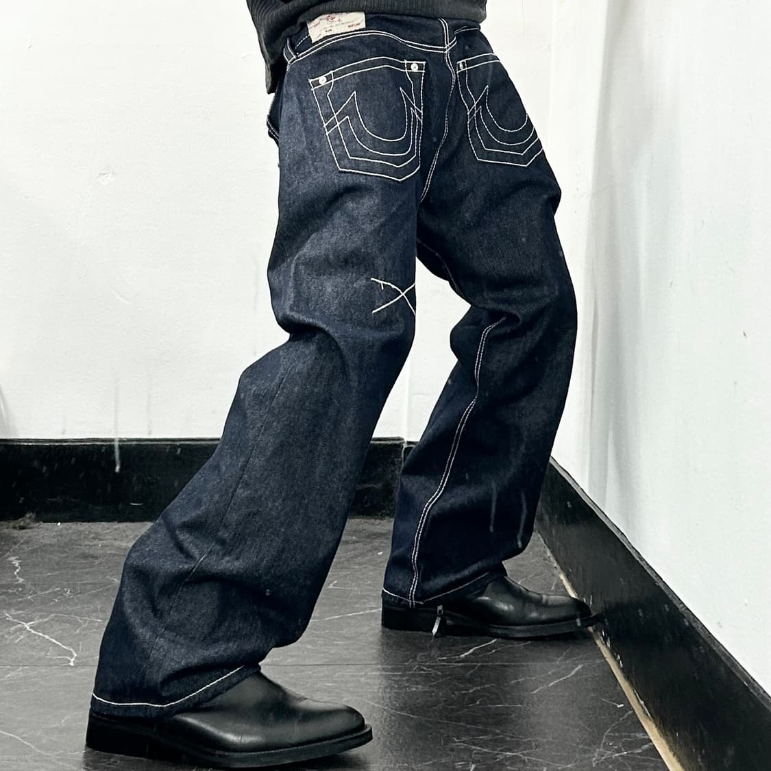 트루릴리전 세이프티 생지 데님 팬츠 상품이미지1