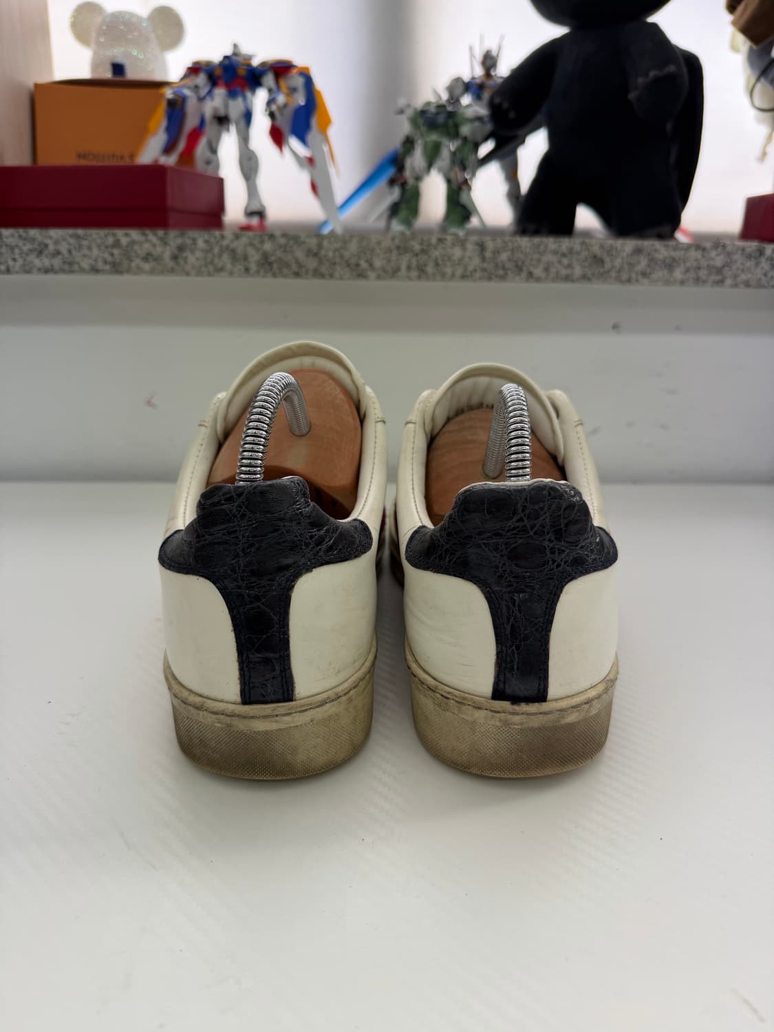 정품) 구찌 남성 삼선 스니커즈 41.5 상품이미지5