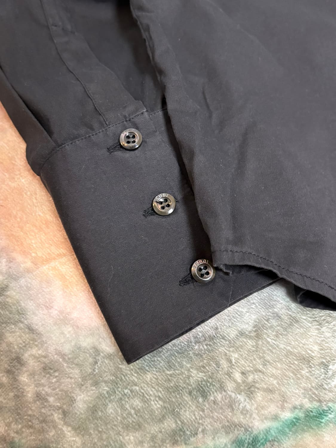 펜디 히든 버튼 드레스 셔츠 상품이미지7