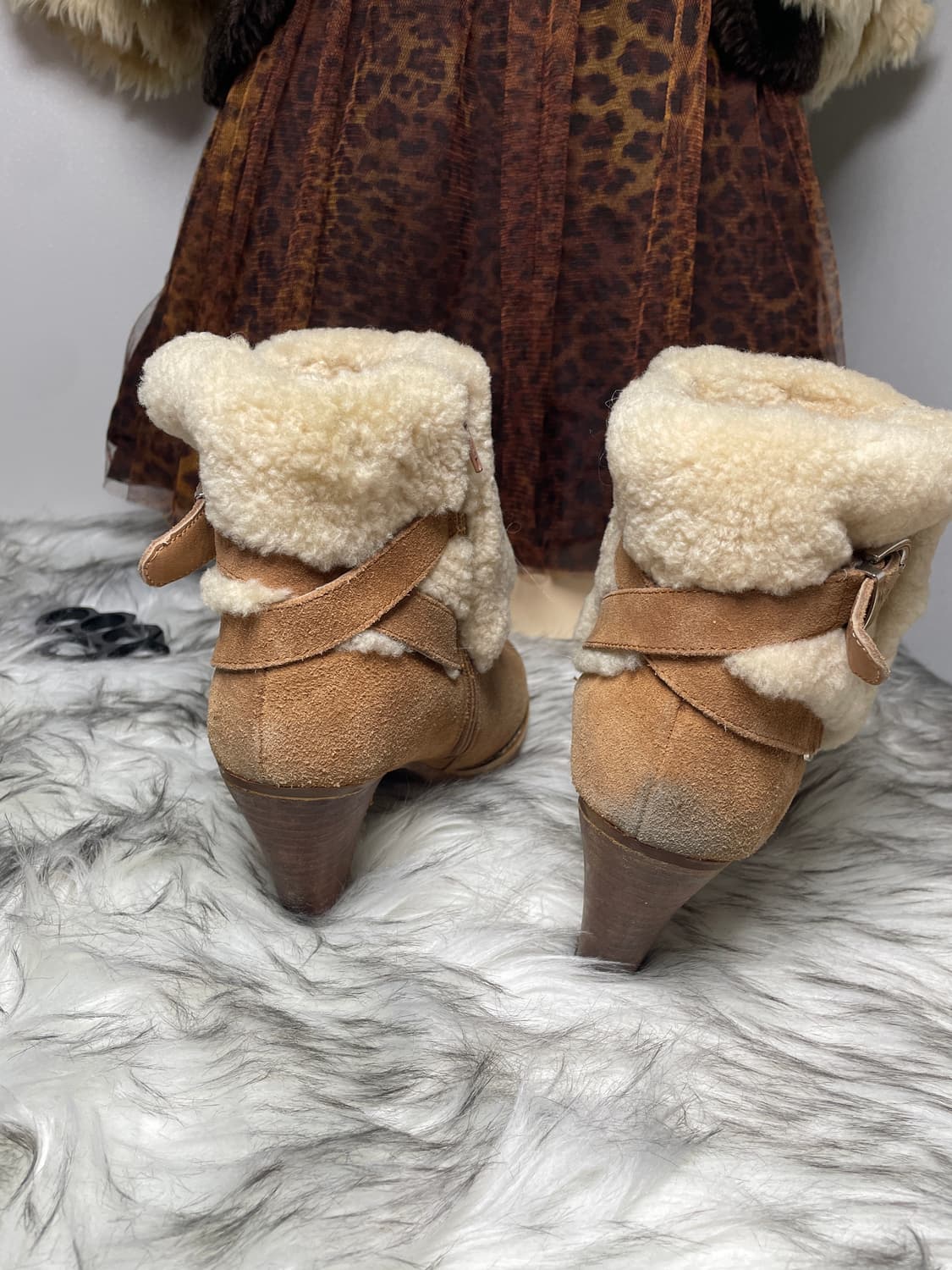 UGG 갸루 스웨이드 부츠힐 상품이미지4