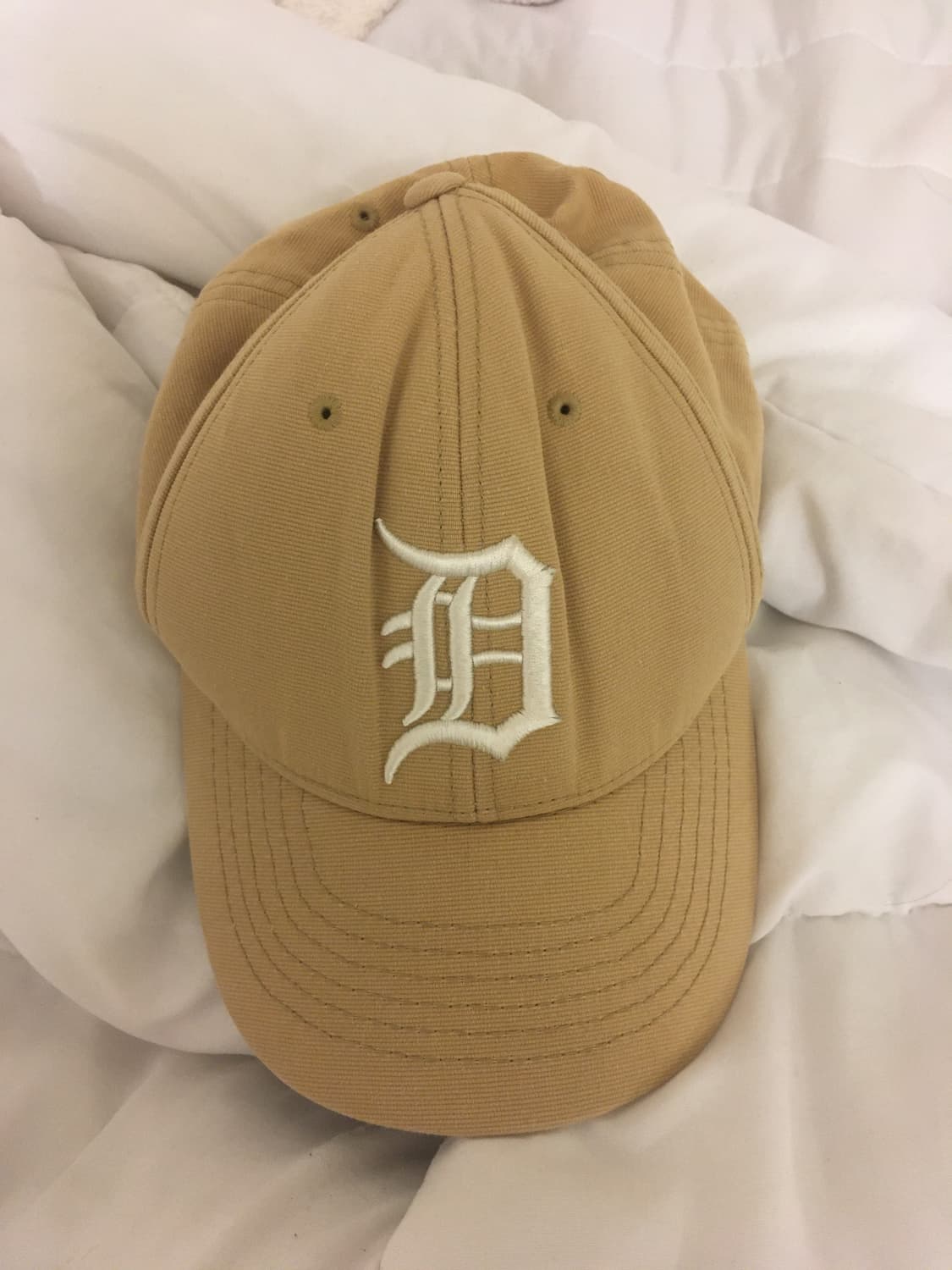 MLB 빈티지 베이지 볼캡  상품이미지1