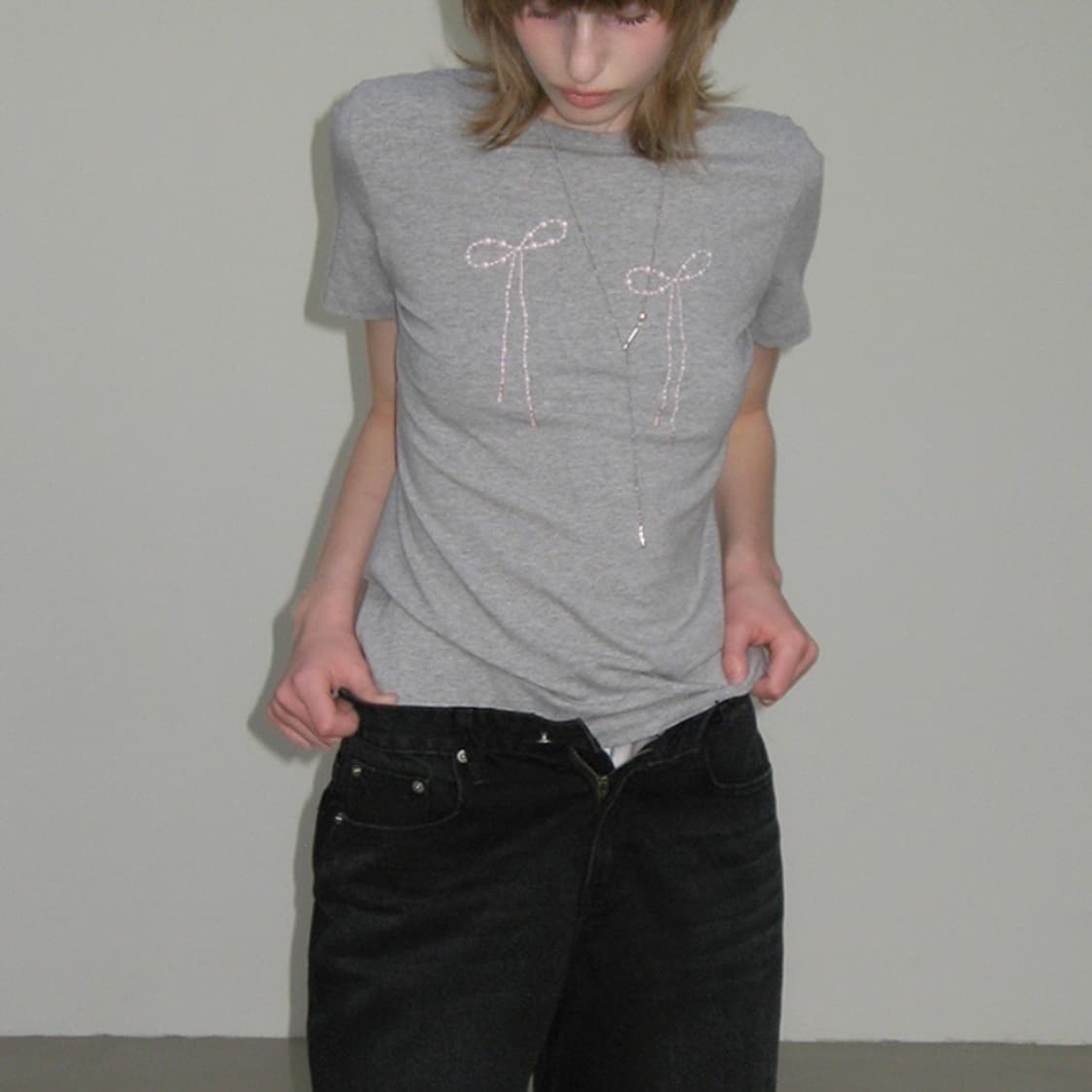 밀로 우먼 펄 리본 티셔츠 상품이미지1