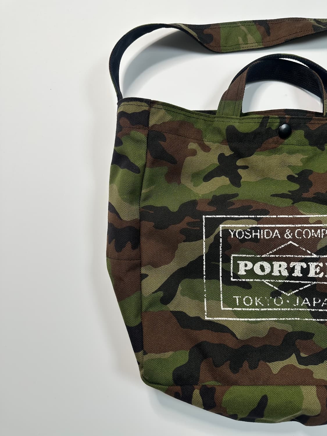 요시다포터 밀리터리 카모 숄더백 상품이미지4