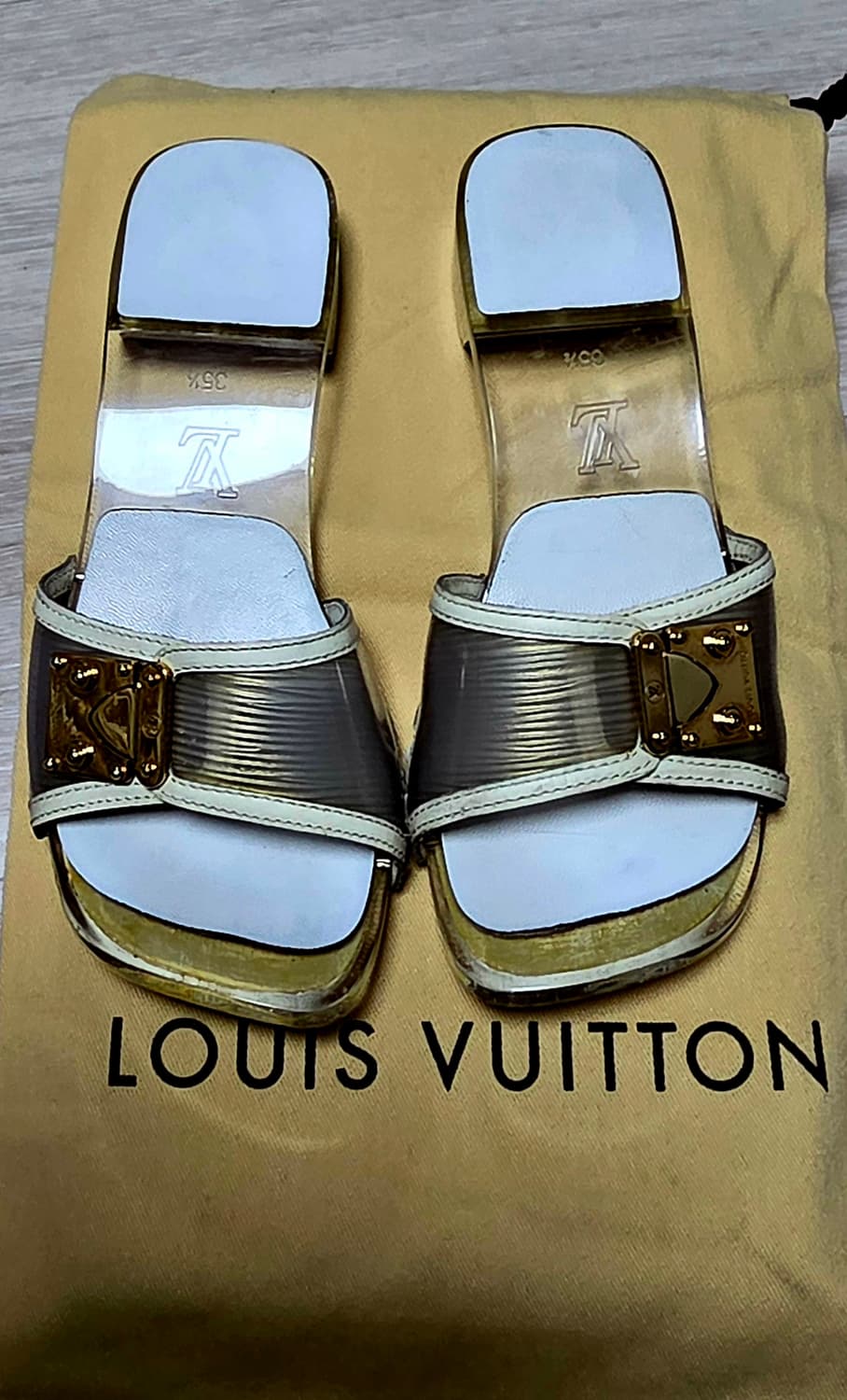 루이비통 샌들 35반 225~230 정품 상품이미지3
