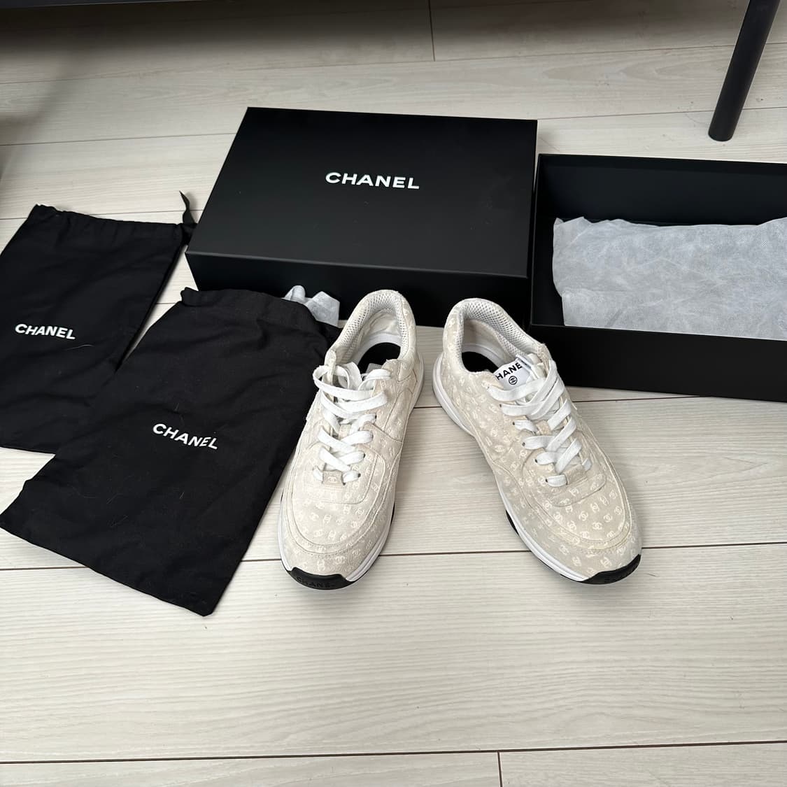 샤넬 프린티드 스니커즈 39 사이즈  상품이미지7