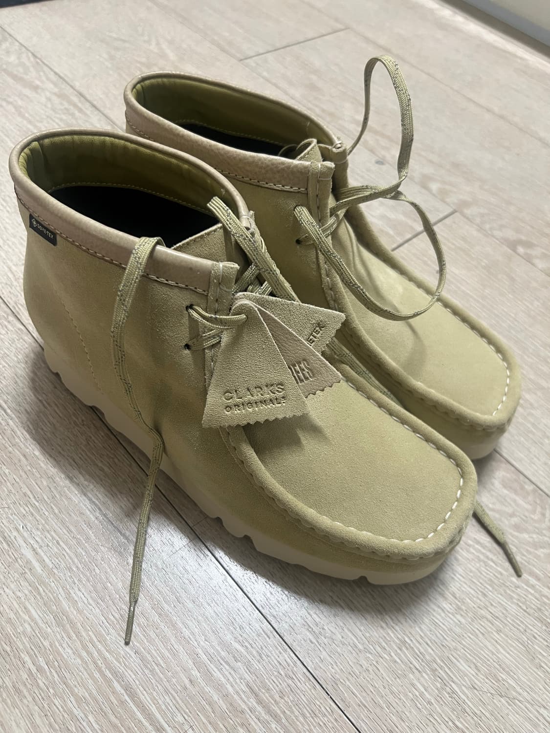 클락스 왈라비 스웨이드 고어텍스 메이플 43 상품이미지1