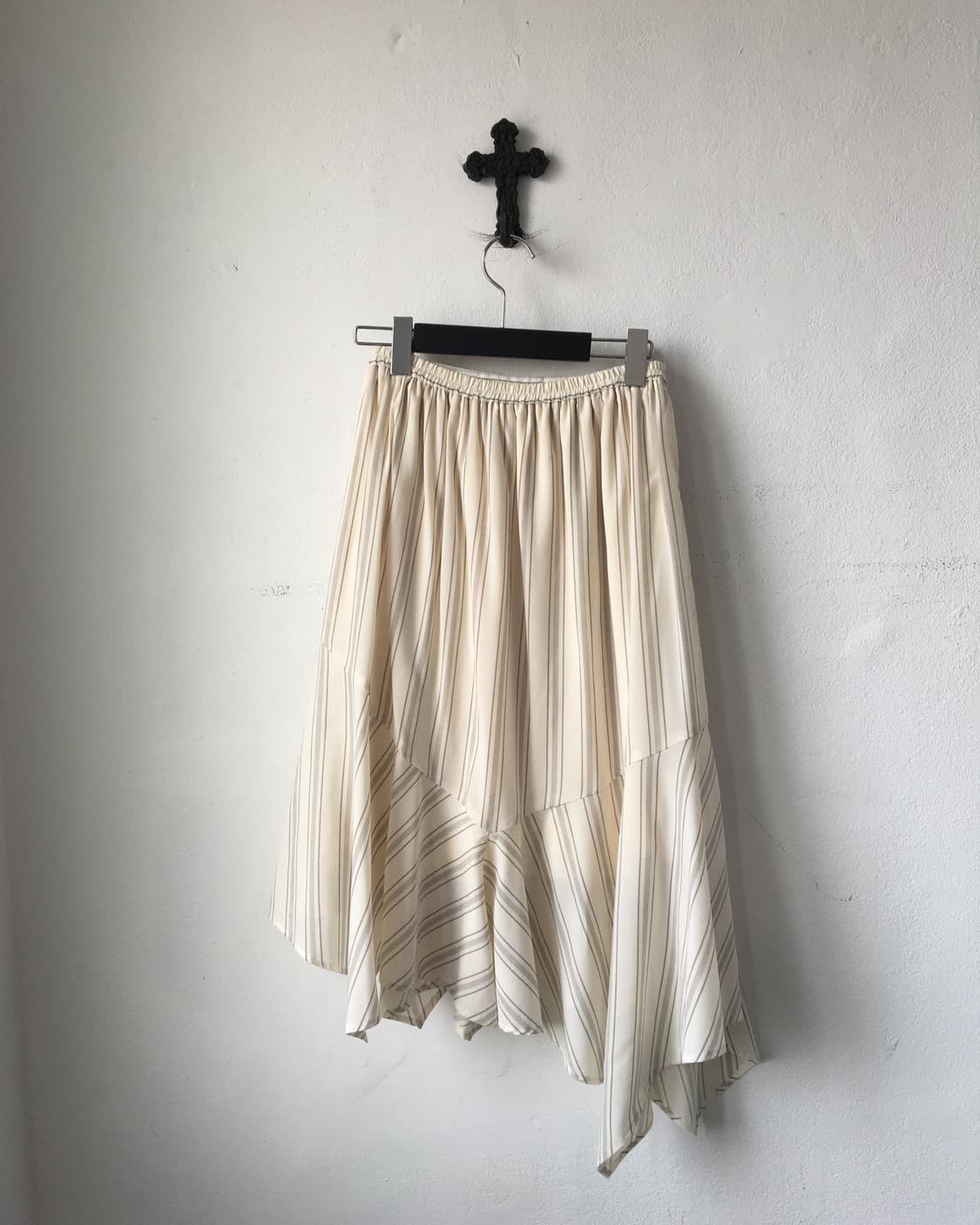 Unbalanced stripe pattern skirt 상품이미지2