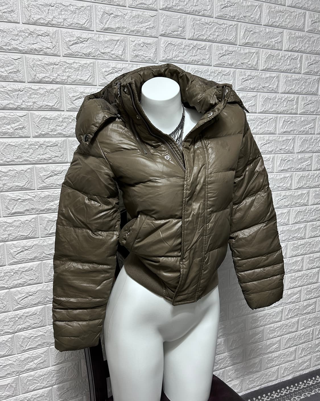 디젤 비대칭 넥 디테일 패딩  상품이미지1