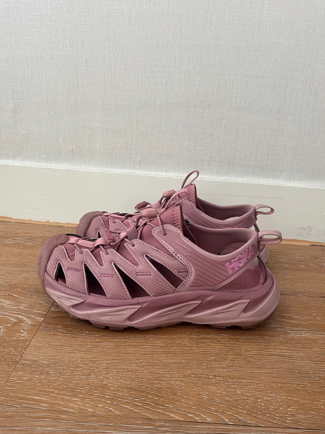 호카 호파라 페일모브 핑크 245 상품이미지1