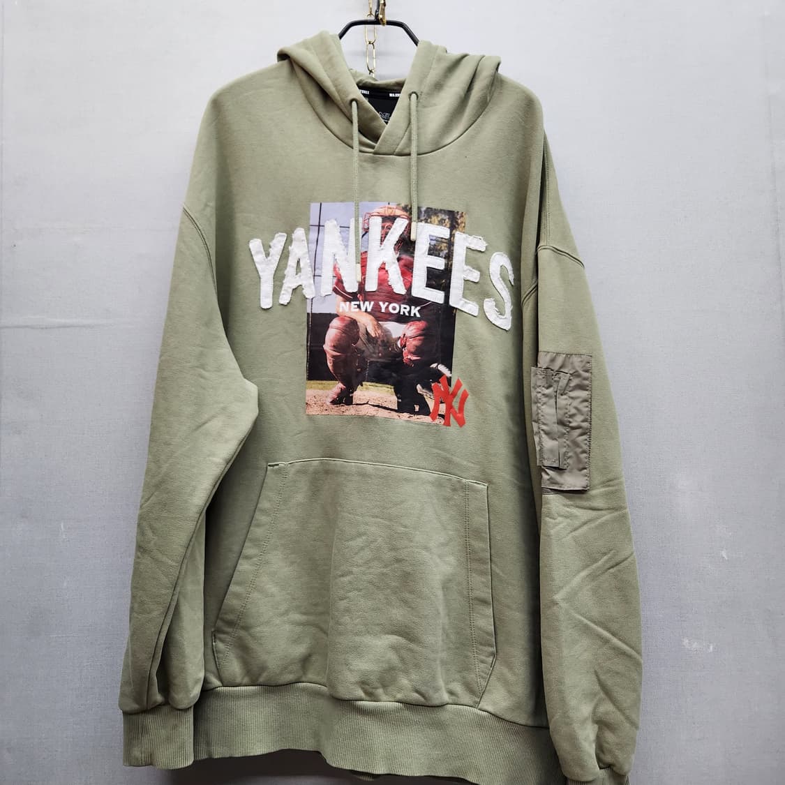 MLB 뉴욕양키스 사이드포켓 빅로고 자수 후드티 XL(2XL) 상품이미지1