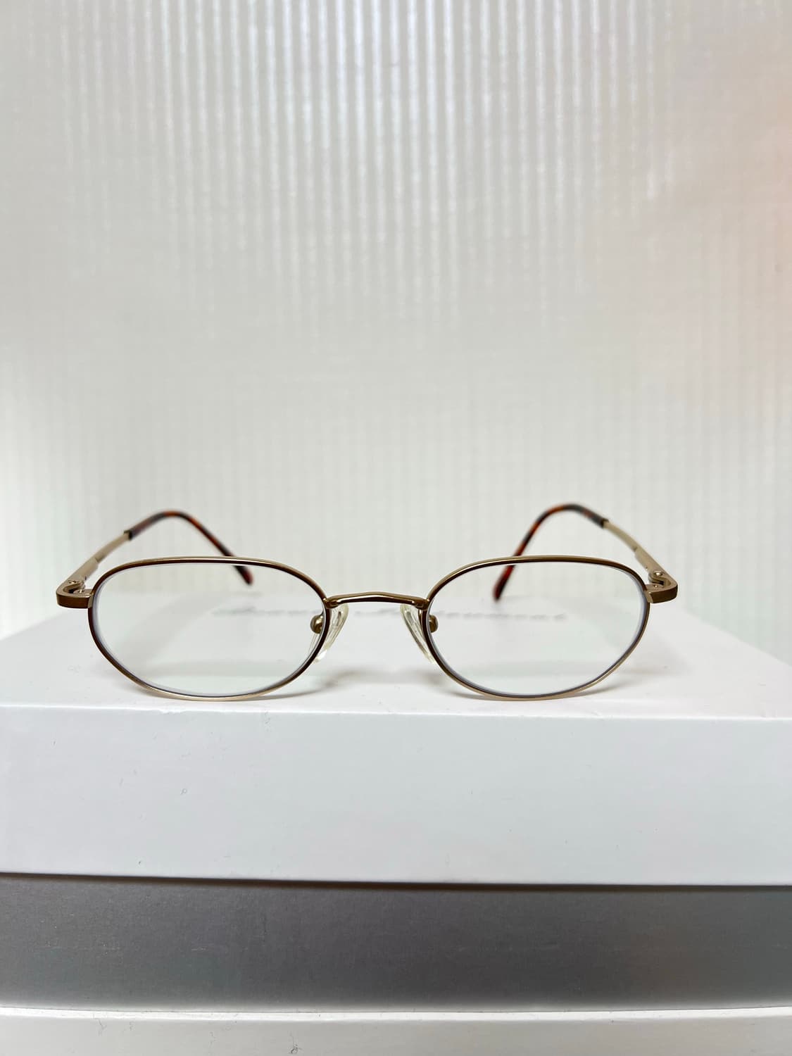 Made in italy 금테 판매 작은안경테 상품이미지1