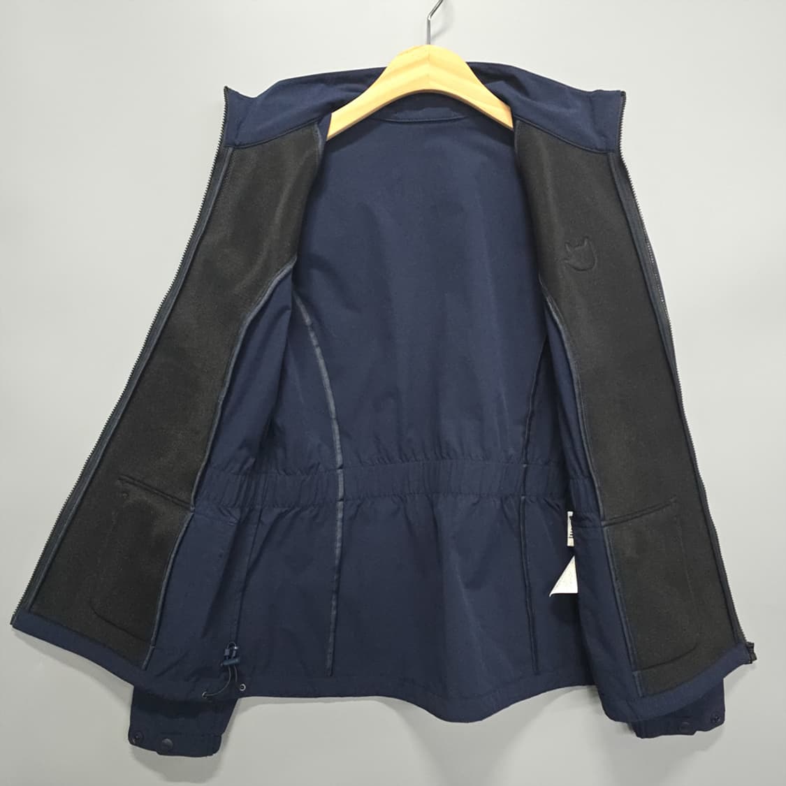 왁(WAAC) 여성 메쉬 배색 집업 자켓 90 상품이미지6