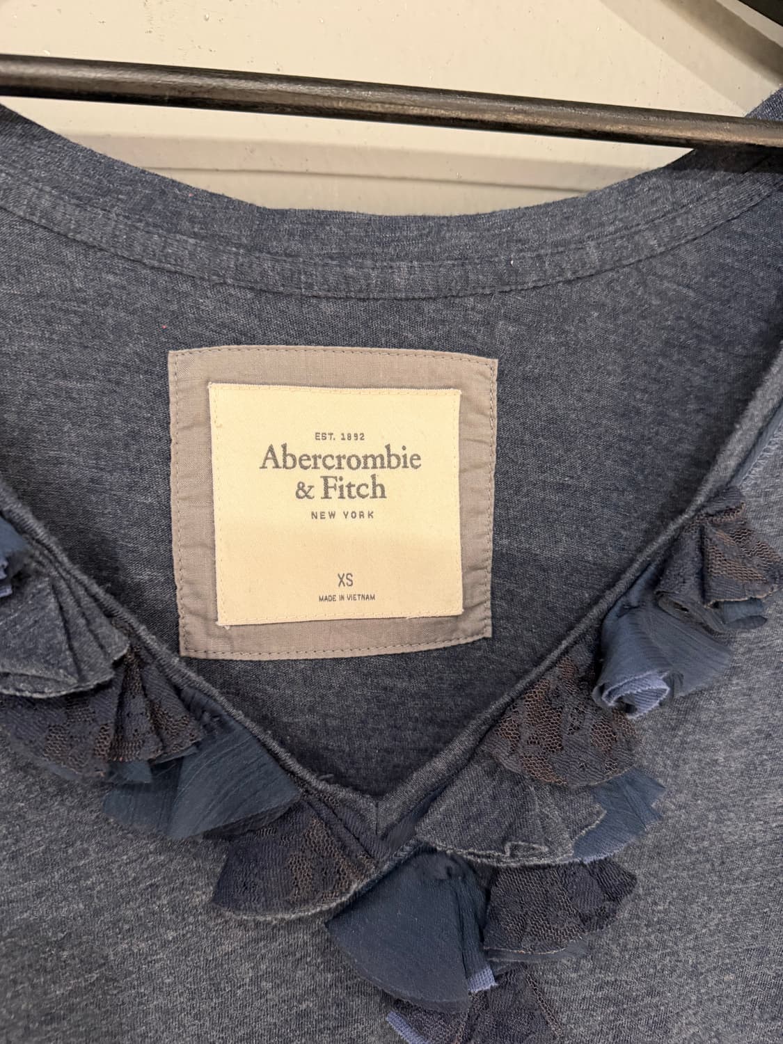 Abercrombie frill lace point tee  상품이미지8