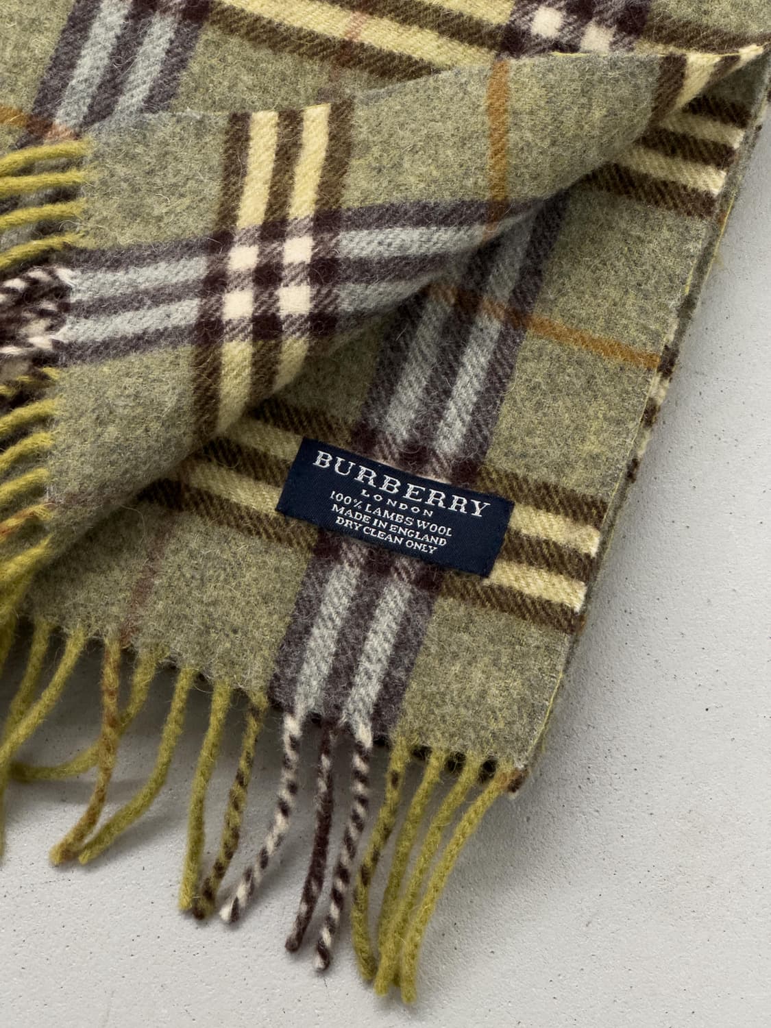 버버리 머플러 상품이미지1