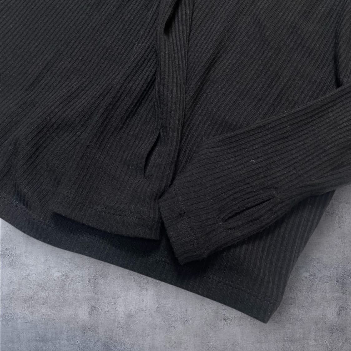 에스제이와이피 SJYP 블랙 자수로고  모크넥 골지 긴팔 티셔츠 M 상품이미지5