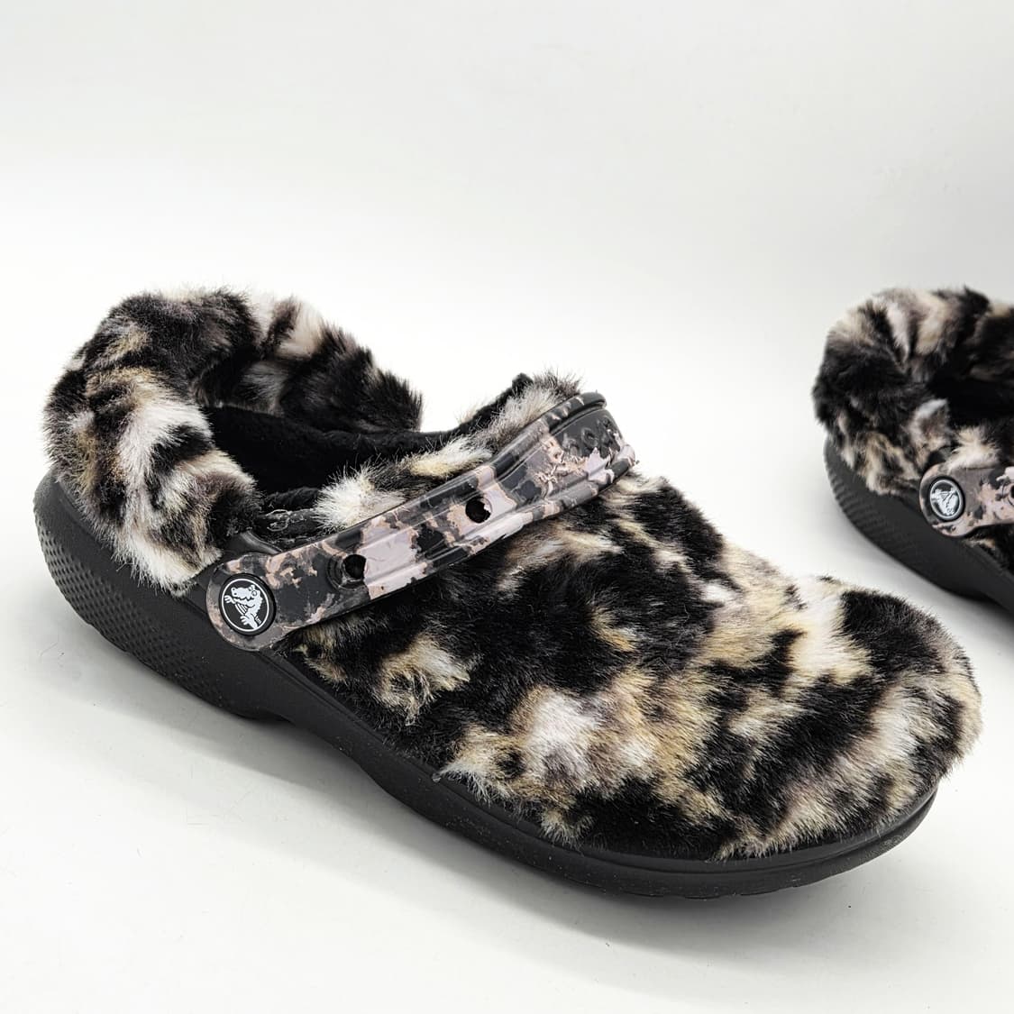  크록스 클래식 퍼 슈어 클로그 블랙 멀티 (M5 W7)  상품이미지6