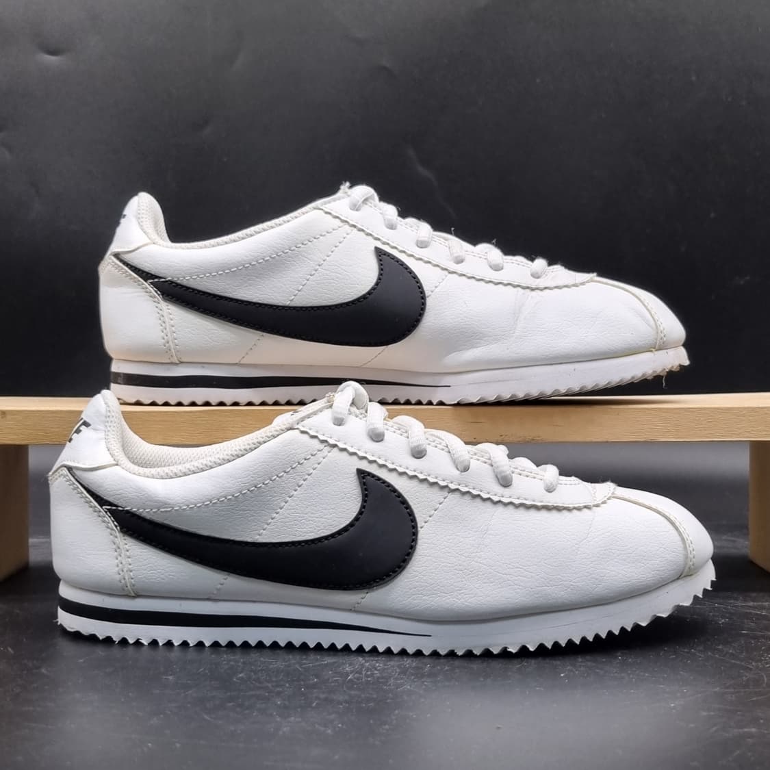 나이키 코르테즈 흰검 운동화245 상품이미지1