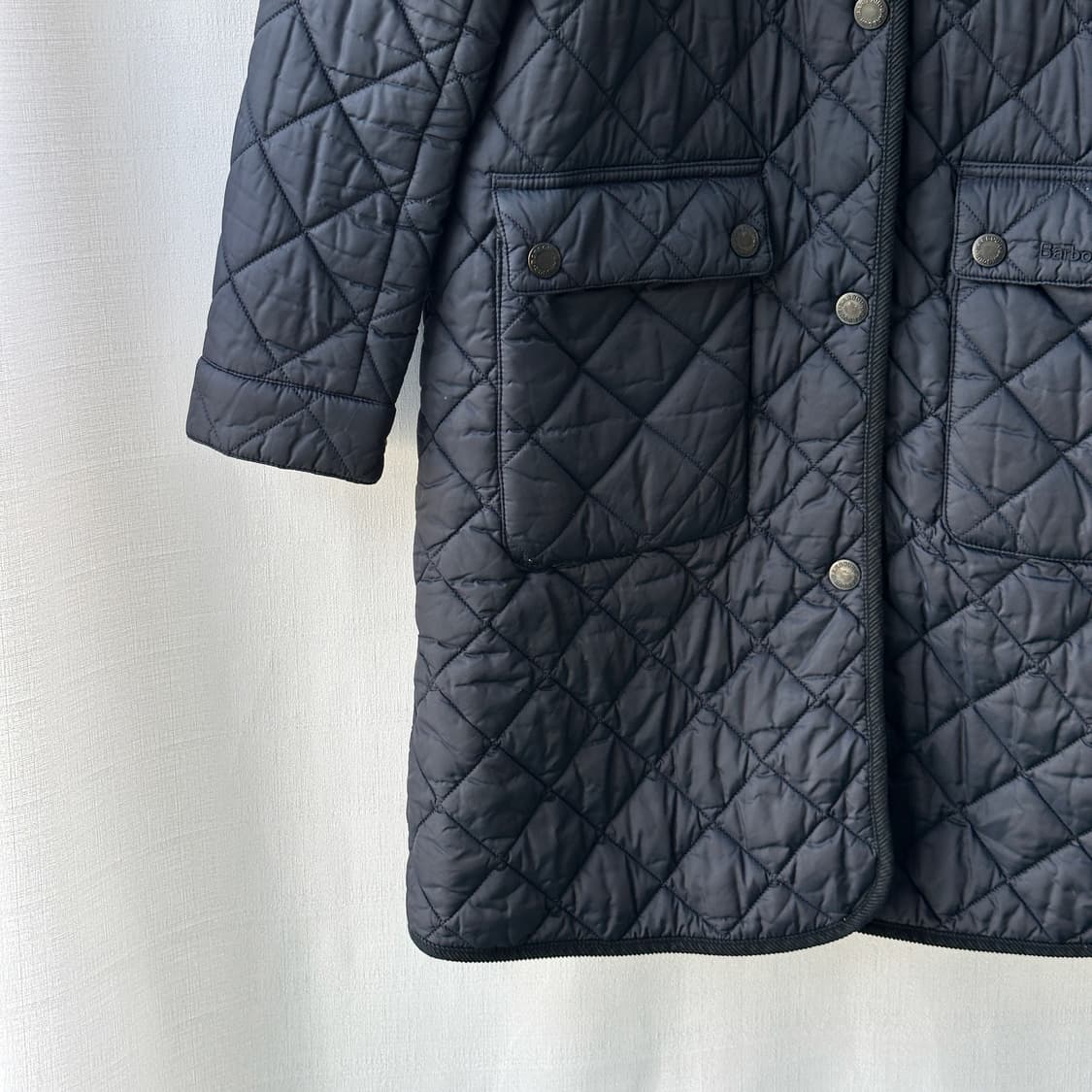 바버 롱 퀼팅 자켓 네이비 UK 10 사이즈(90) 상품이미지4