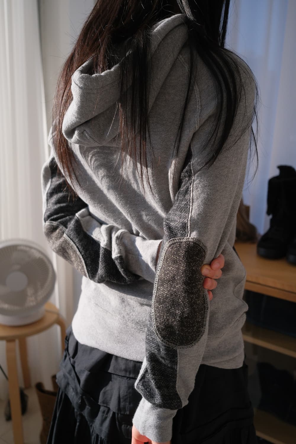 Elbow patched hoodie 상품이미지7