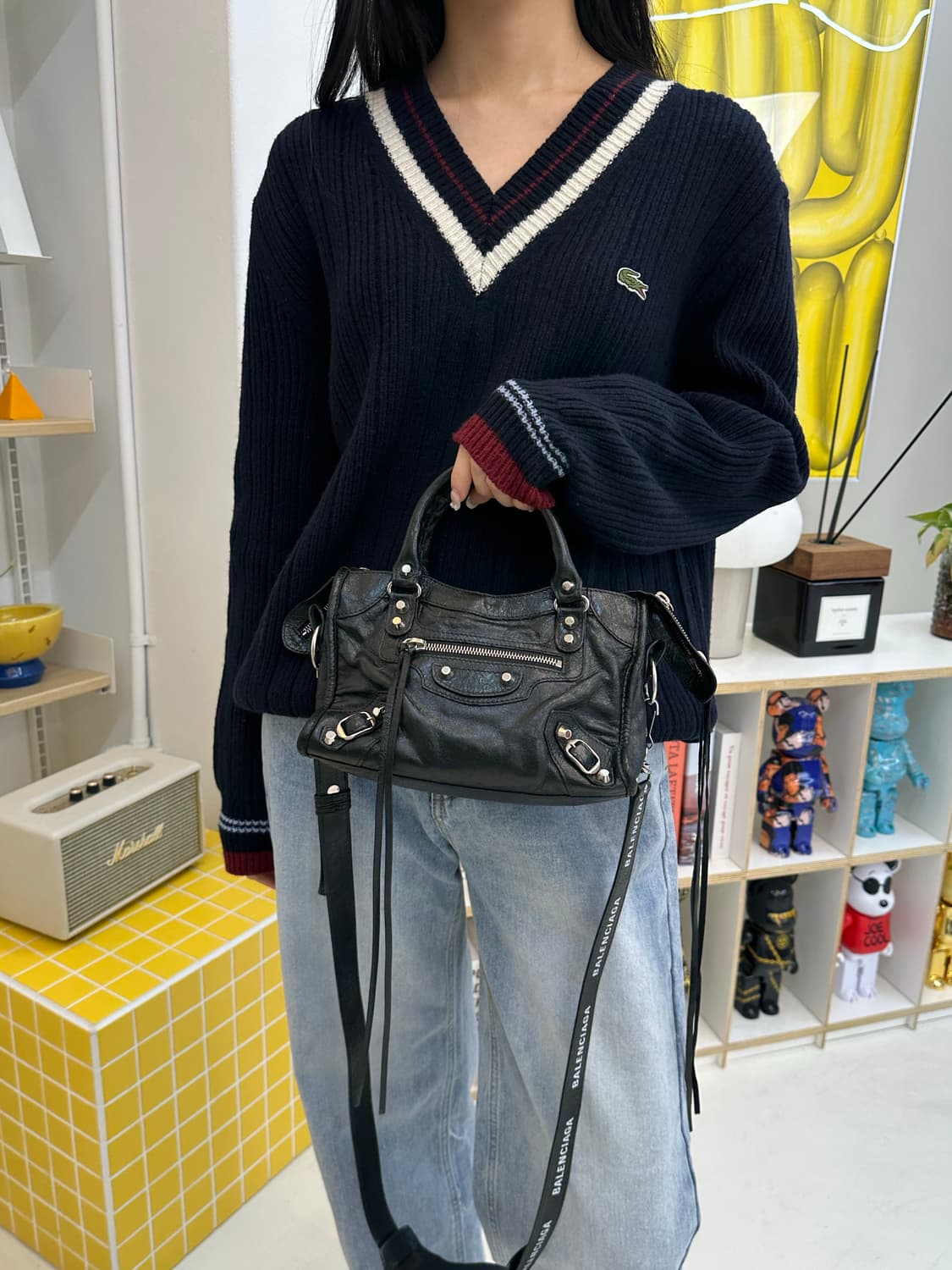 [A 정품] 발렌시아가 시티 모터백 미니 블랙 로고스트랩 상품이미지7