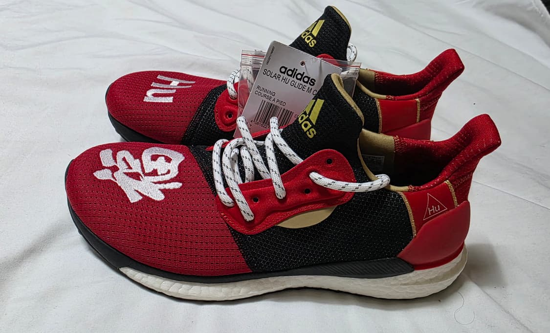 [새상품] 아디다스 x 퍼렐 윌리엄스 솔라 휴 CNY (255) 한정판 상품이미지3