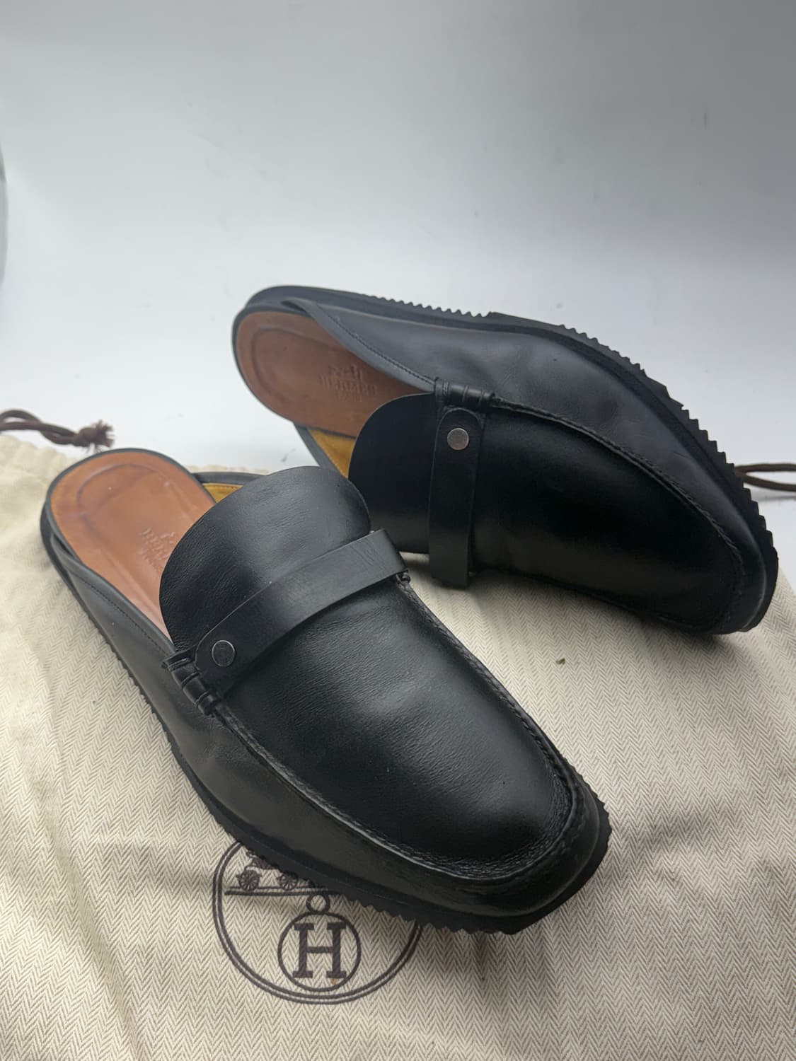 정품)에르메스 슬리퍼 255 상품이미지3