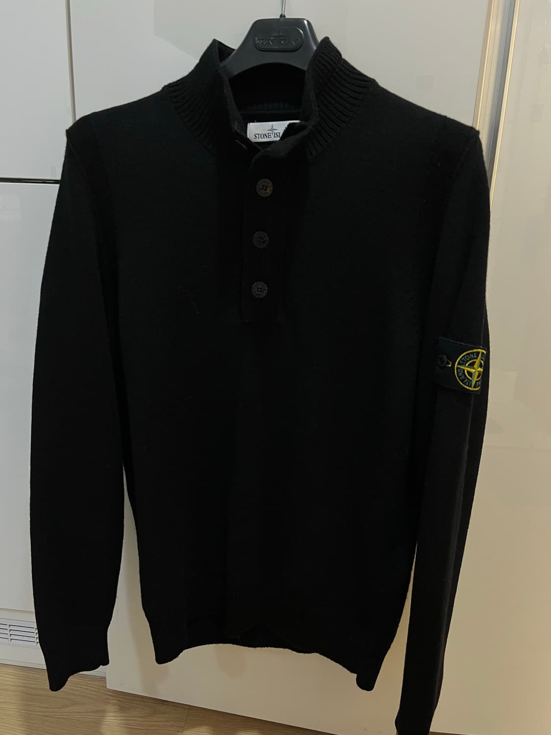 23fw 스톤아일랜드 반집업니트 L (새상품급) 상품이미지1