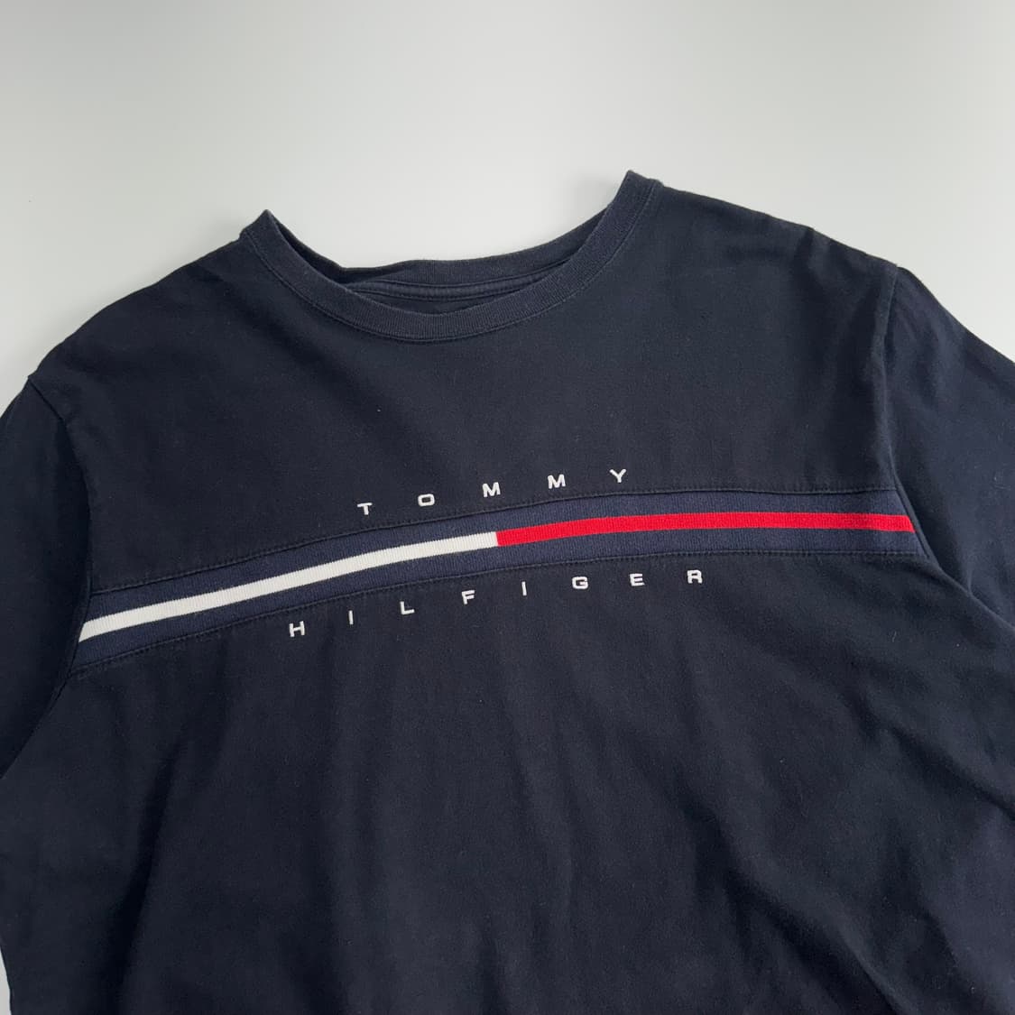 Tommy Hilfiger 타미힐피거 네이비 반팔 상품이미지4