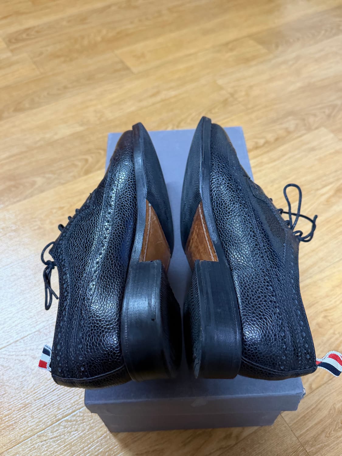 톰브라운 클레식 롱윙 페블 그레인 블랙(윙팁)/38.5 상품이미지7