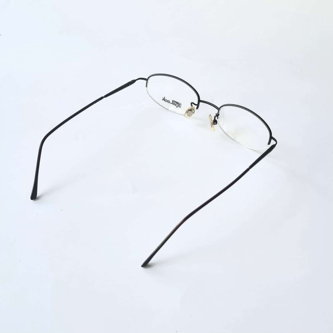 데드스탁 긱시크 무드 슬림 블랙 반무테 타원형 안경테 775 상품이미지6
