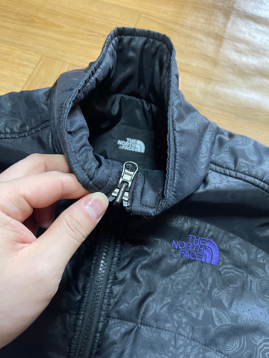 노스페이스 정품 여성용 내피용 패딩자켓 페이즐리패턴 85 상품이미지4