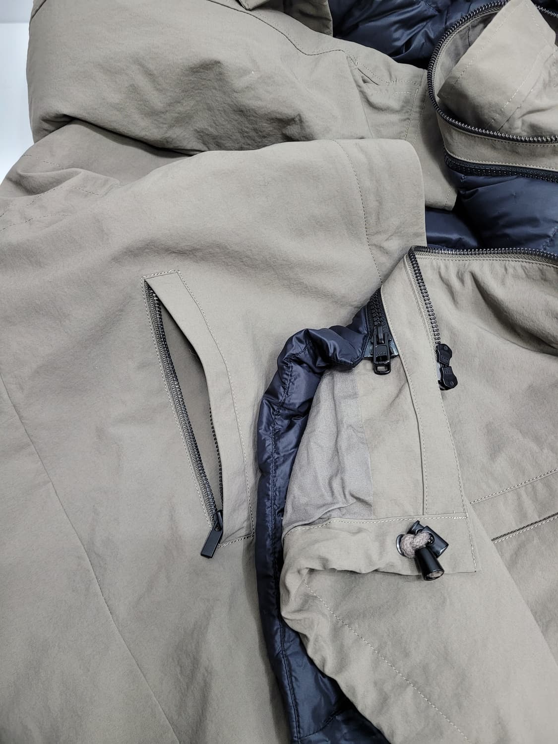 꼼뜨와 데 꼬또니에 다운 패딩 야상 코트 / 여 S (US)
 상품이미지6