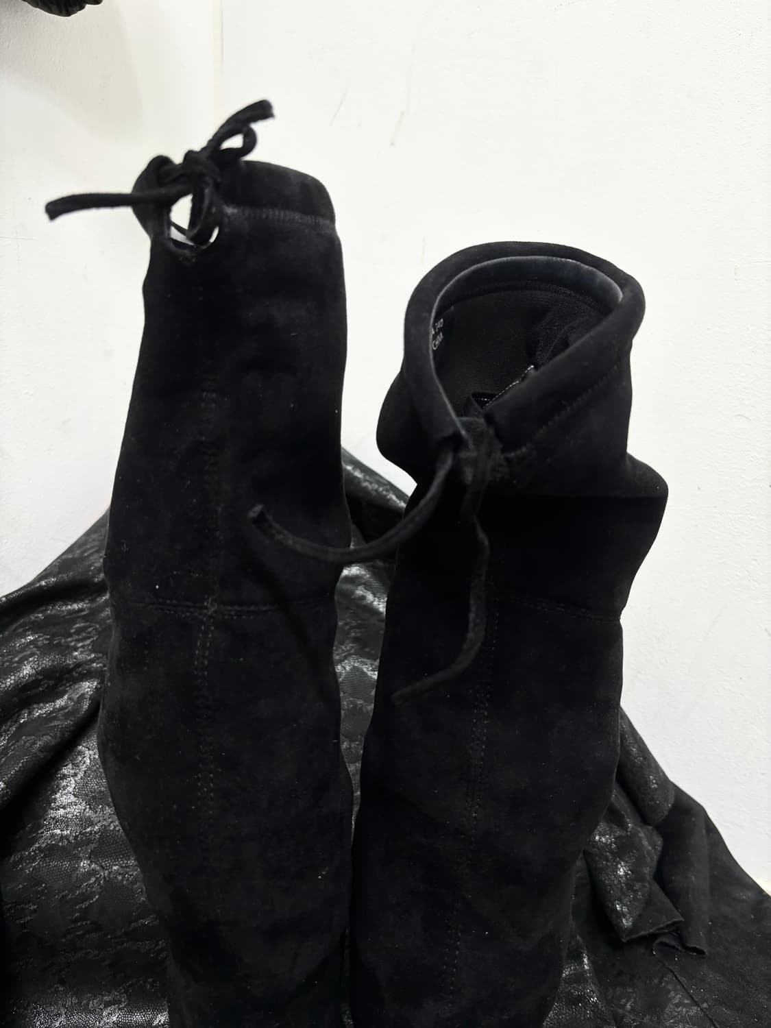 “Vintage” Minimal Mood Black Long Boots 상품이미지5