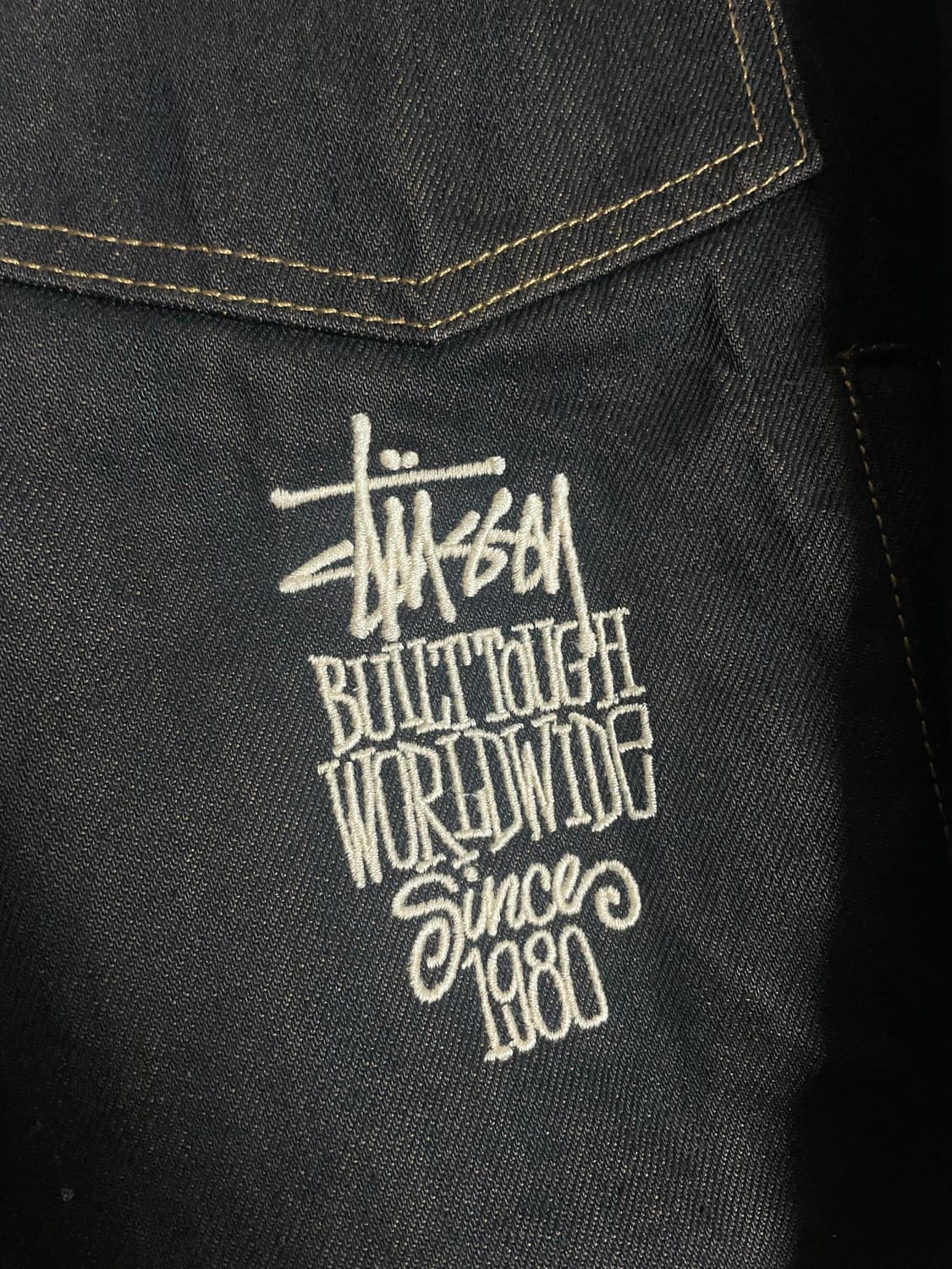 스투시 x 리바이스 크리스피 린스 트러커 자켓 블랙 상품이미지3