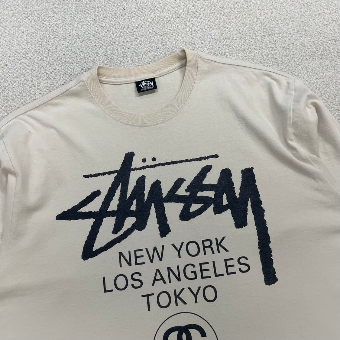 스투시 Stussy 월드투어 반팔티 스모크 상품이미지3