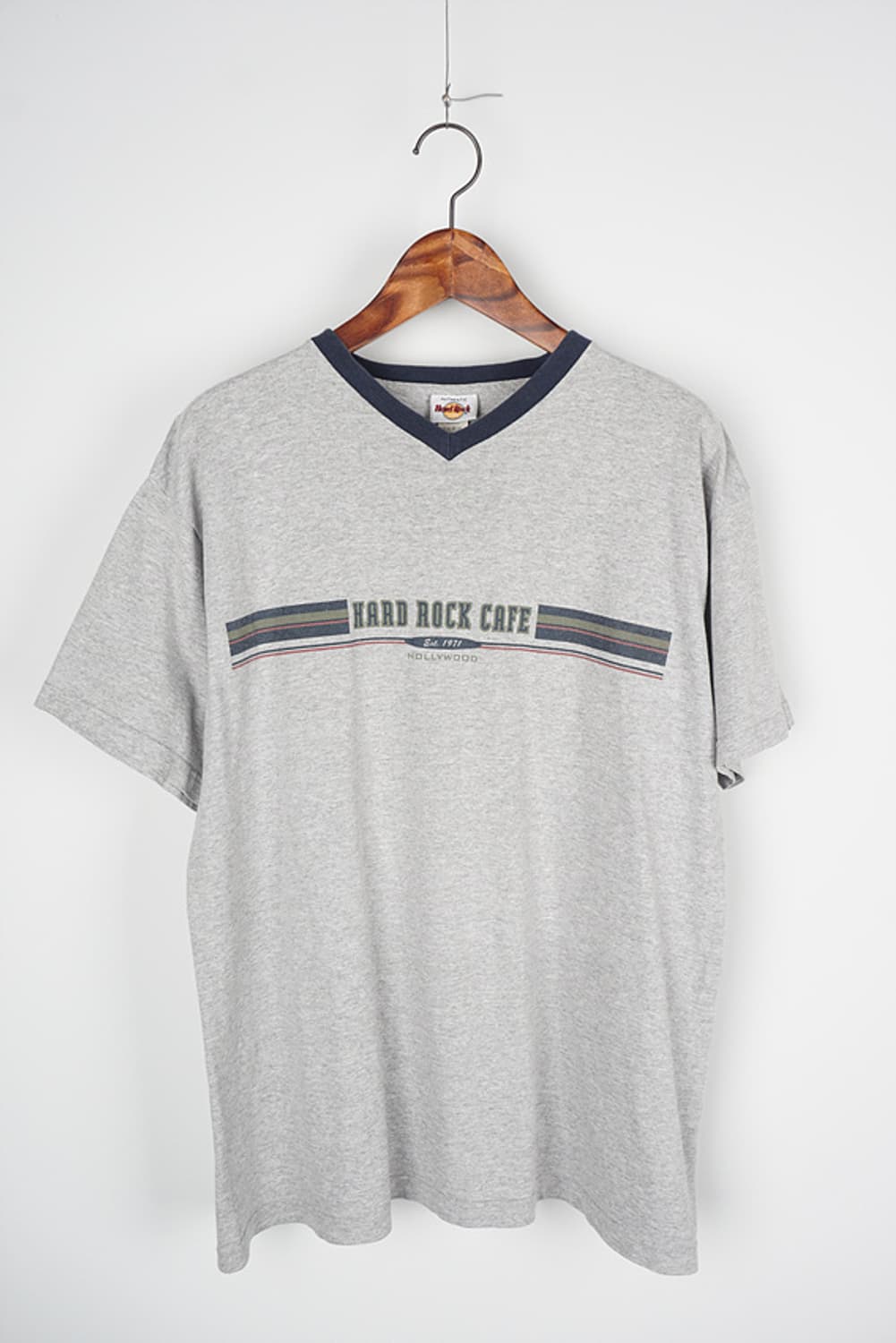  HARDROCK CAFE V-neck T-shirt 상품이미지1